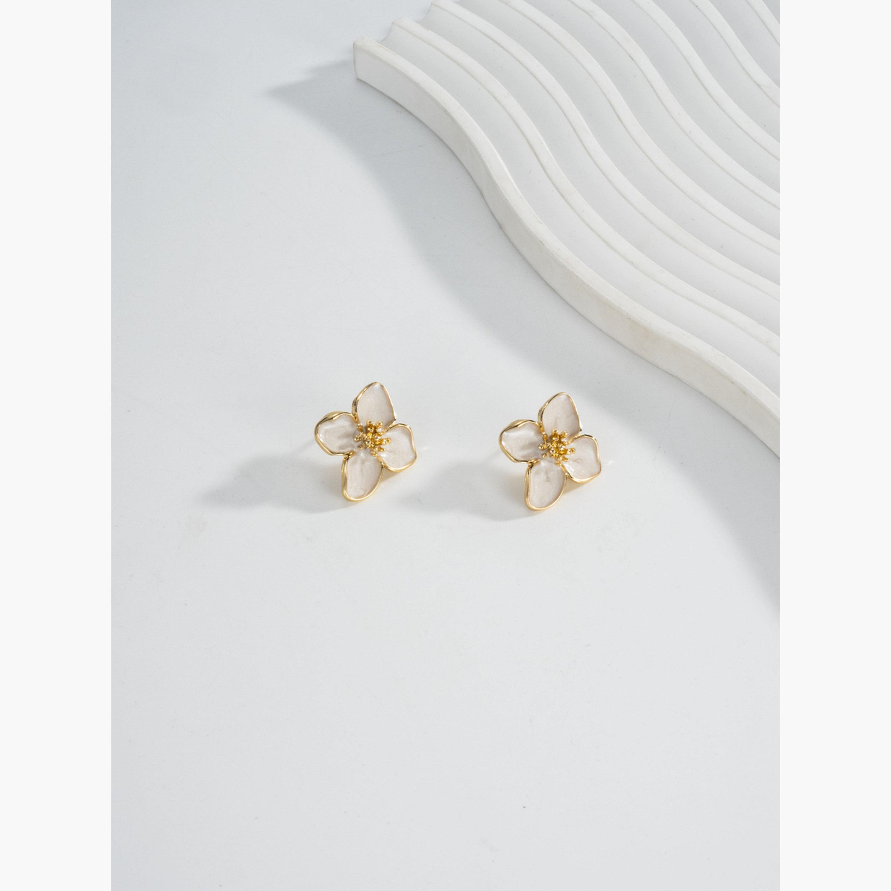 أقراط بتصميم زهور من تيك تو للنساء-women-watchesandjewellery-jewellery-earrings-image-4