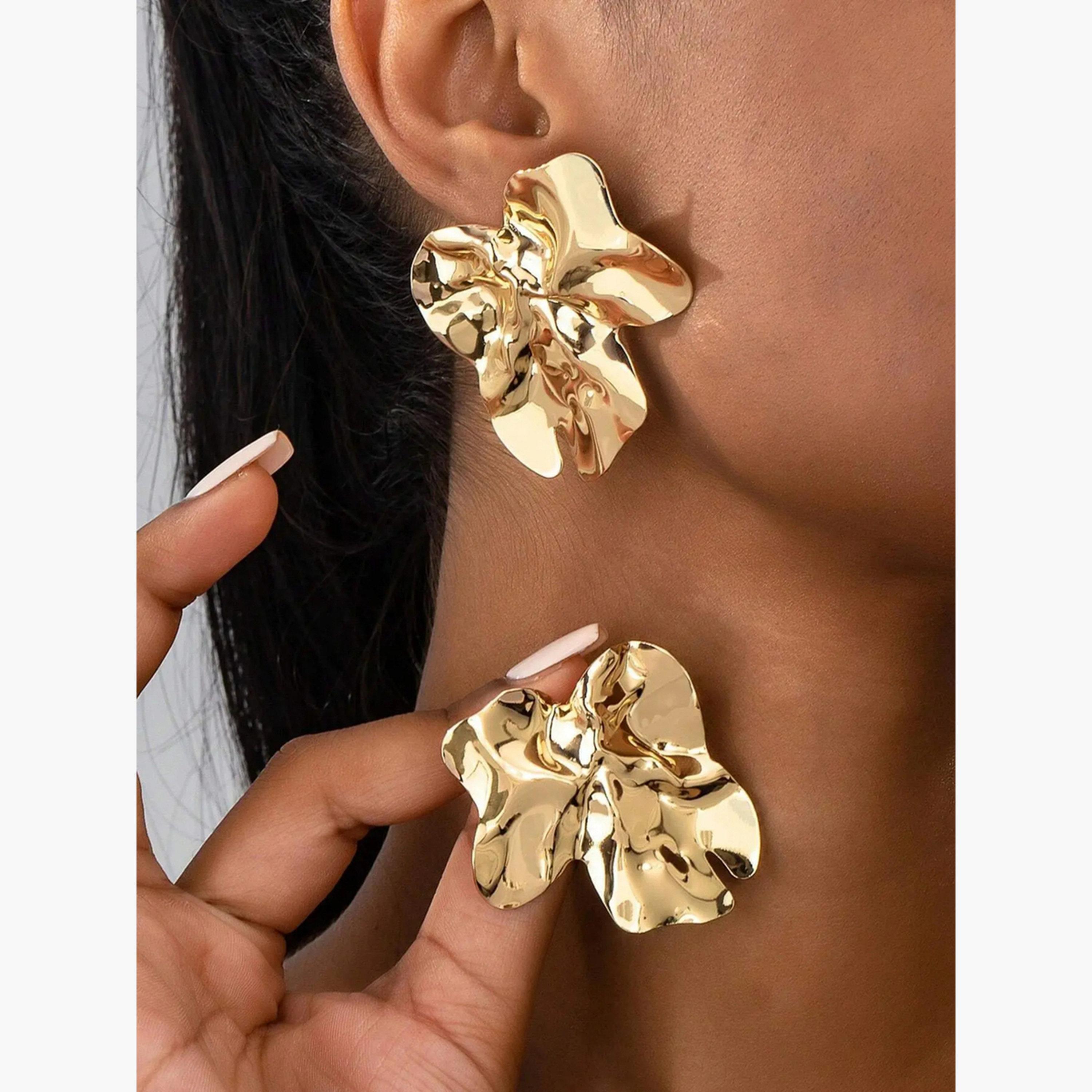 أقراط بتصميم زهور غير منتظمة من تيك تو للنساء-women-watchesandjewellery-jewellery-earrings-image-2