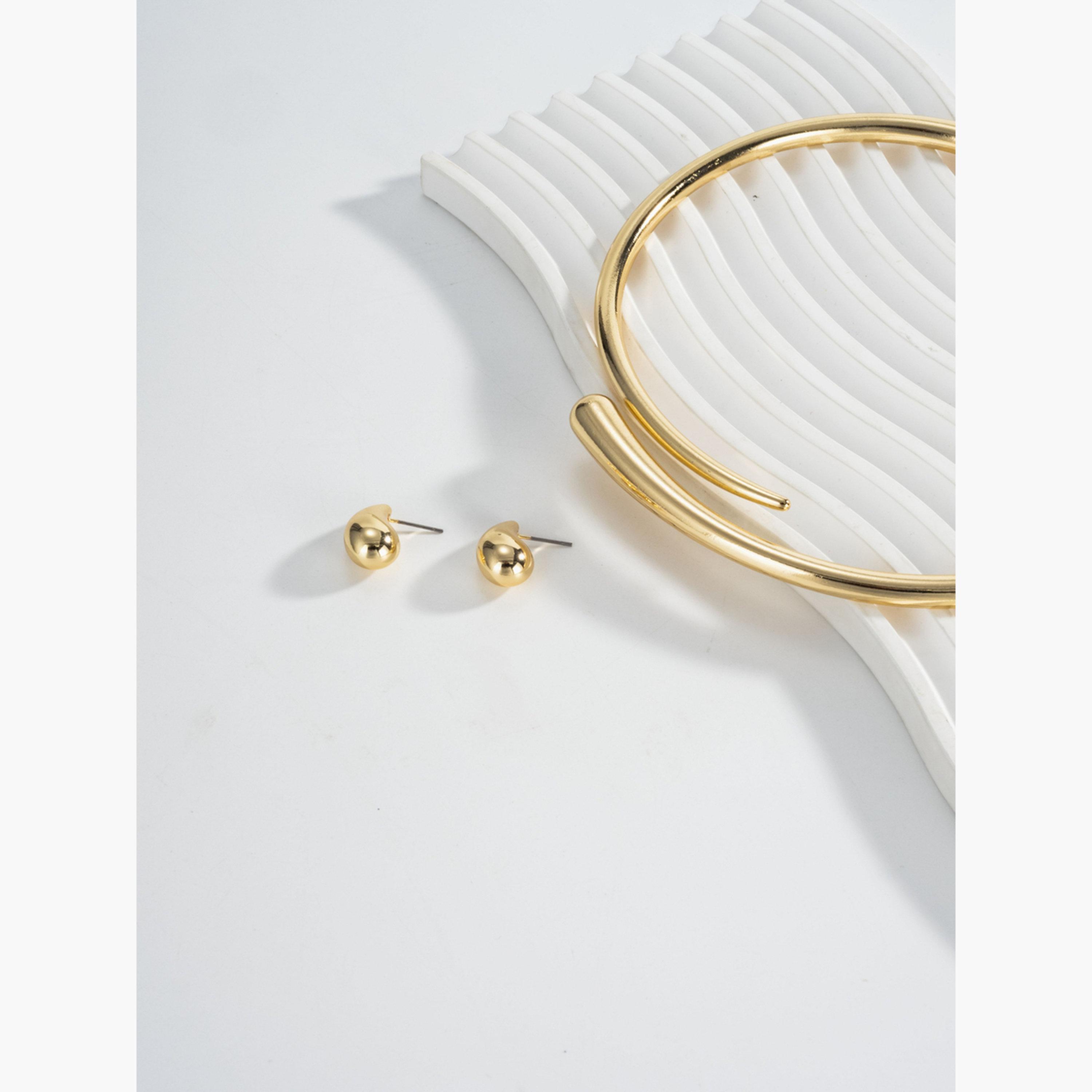 Take Two Women Metal Collar Necklace and Earrings Set-women-watchesandjewellery-jewellery-jewellerysets-image-5