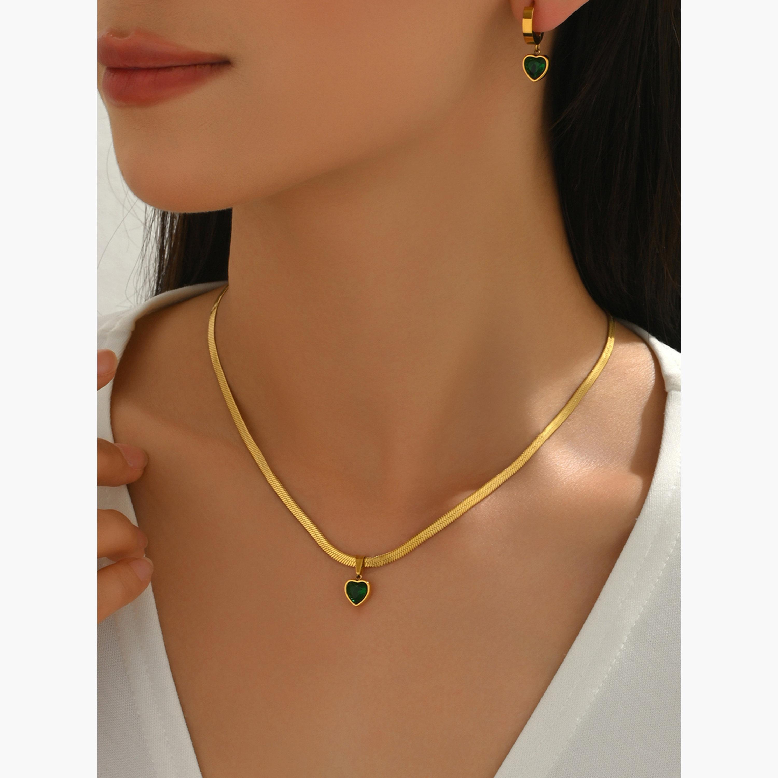 طقم أقراط متدلية على شكل قلب من سلسلة معدنية للنساء من تيك تو-women-watchesandjewellery-jewellery-jewellerysets-image-3