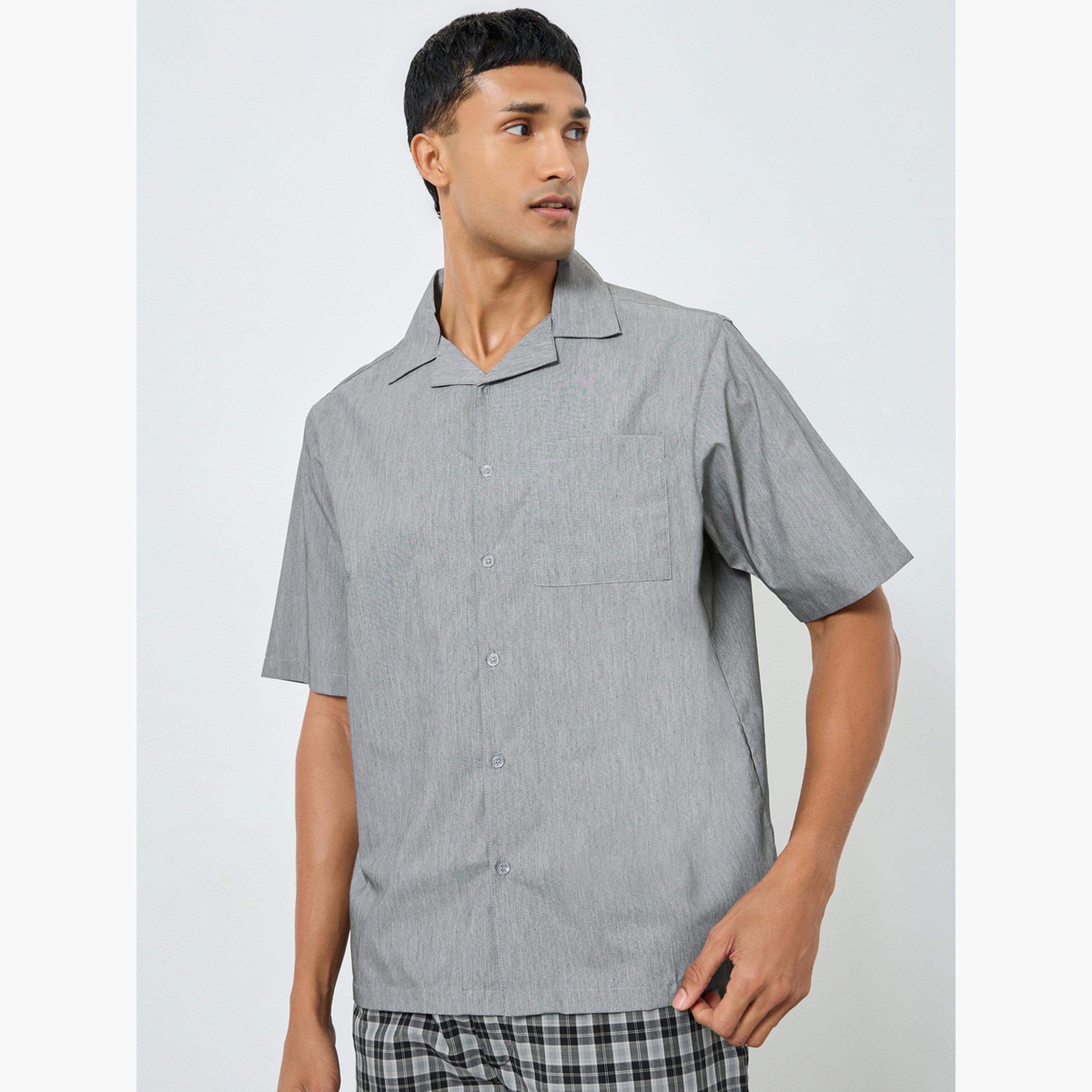 طقم بيجاما من بنطال كاروهات وقميص بأزرار غلق-men-clothing-nightwear-sets-image-2