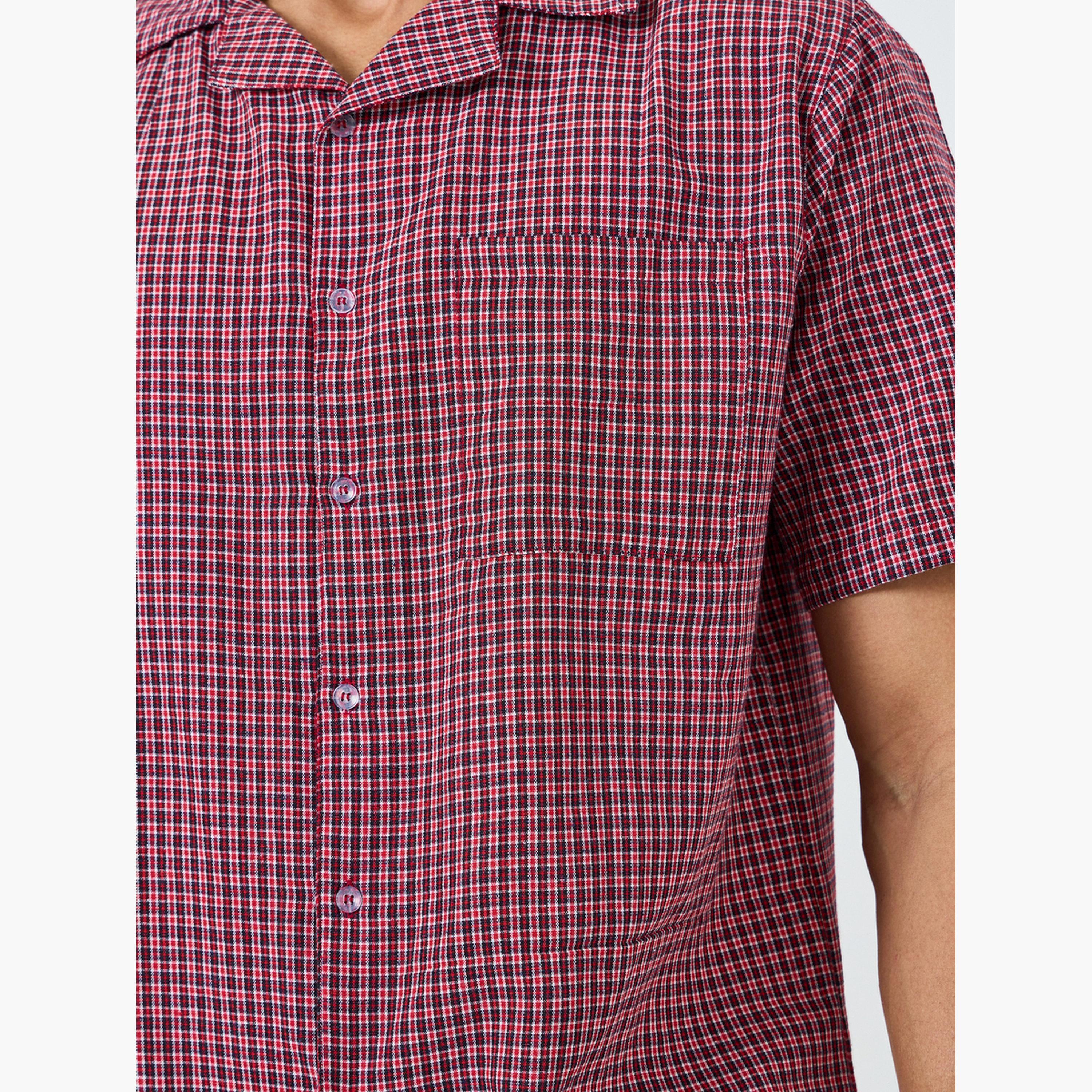 طقم بيجاما من بنطال وقميص بطبعة مربعات-men-clothing-nightwear-sets-image-3