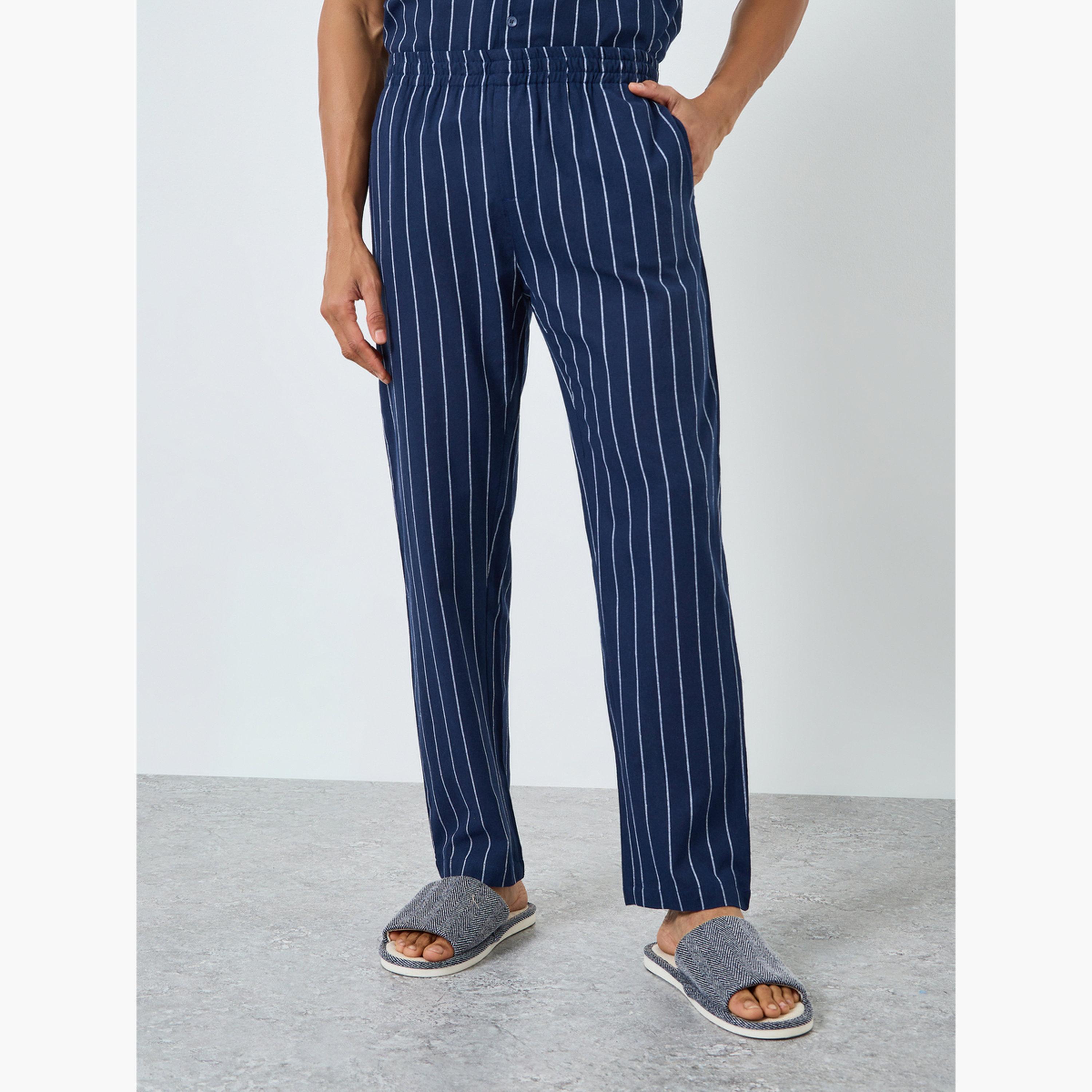 طقم بيجاما من بنطال وقميص مخطط بأزرار غلق-men-clothing-nightwear-sets-image-4