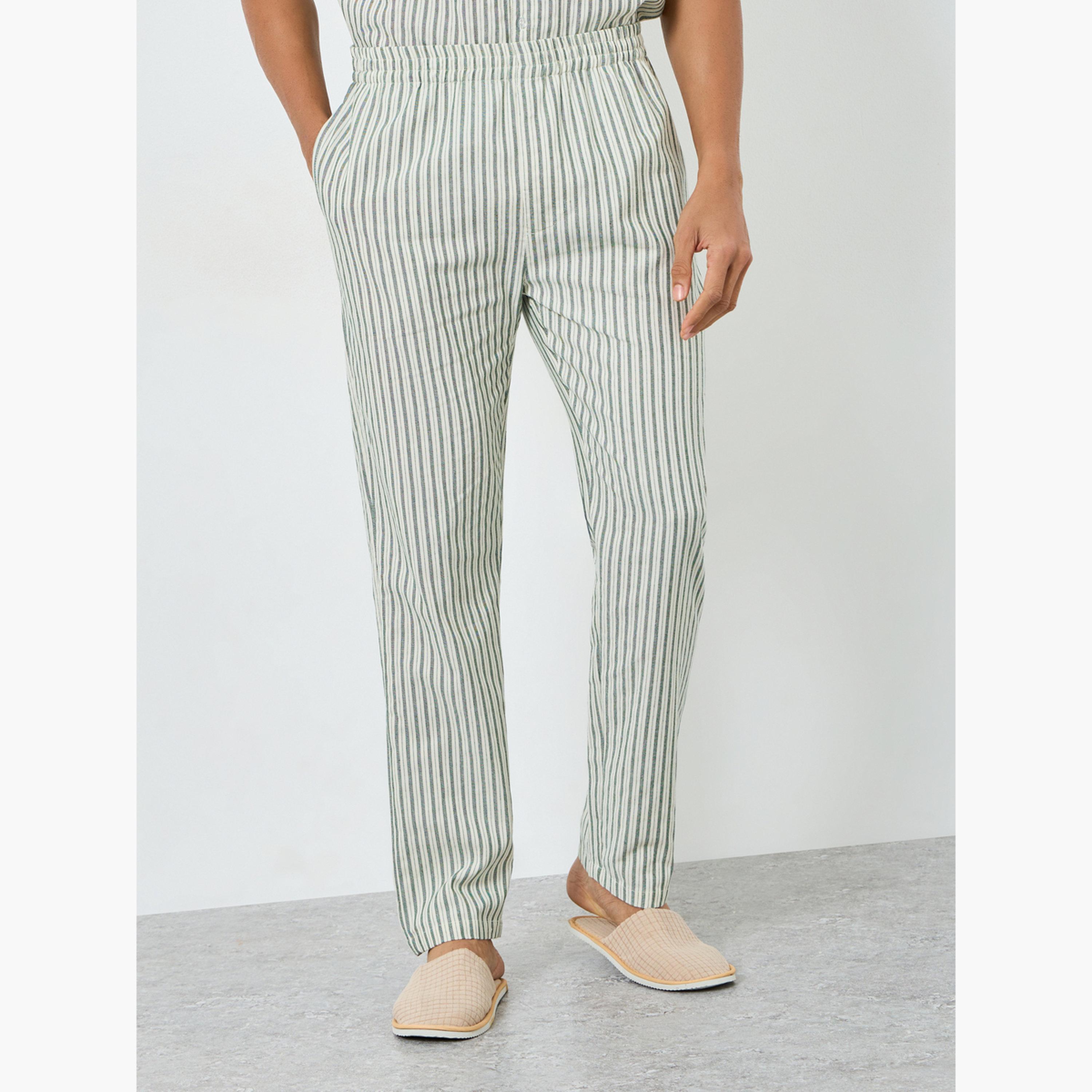 طقم بيجاما من بنطال وقميص مخطط-men-clothing-nightwear-sets-image-5