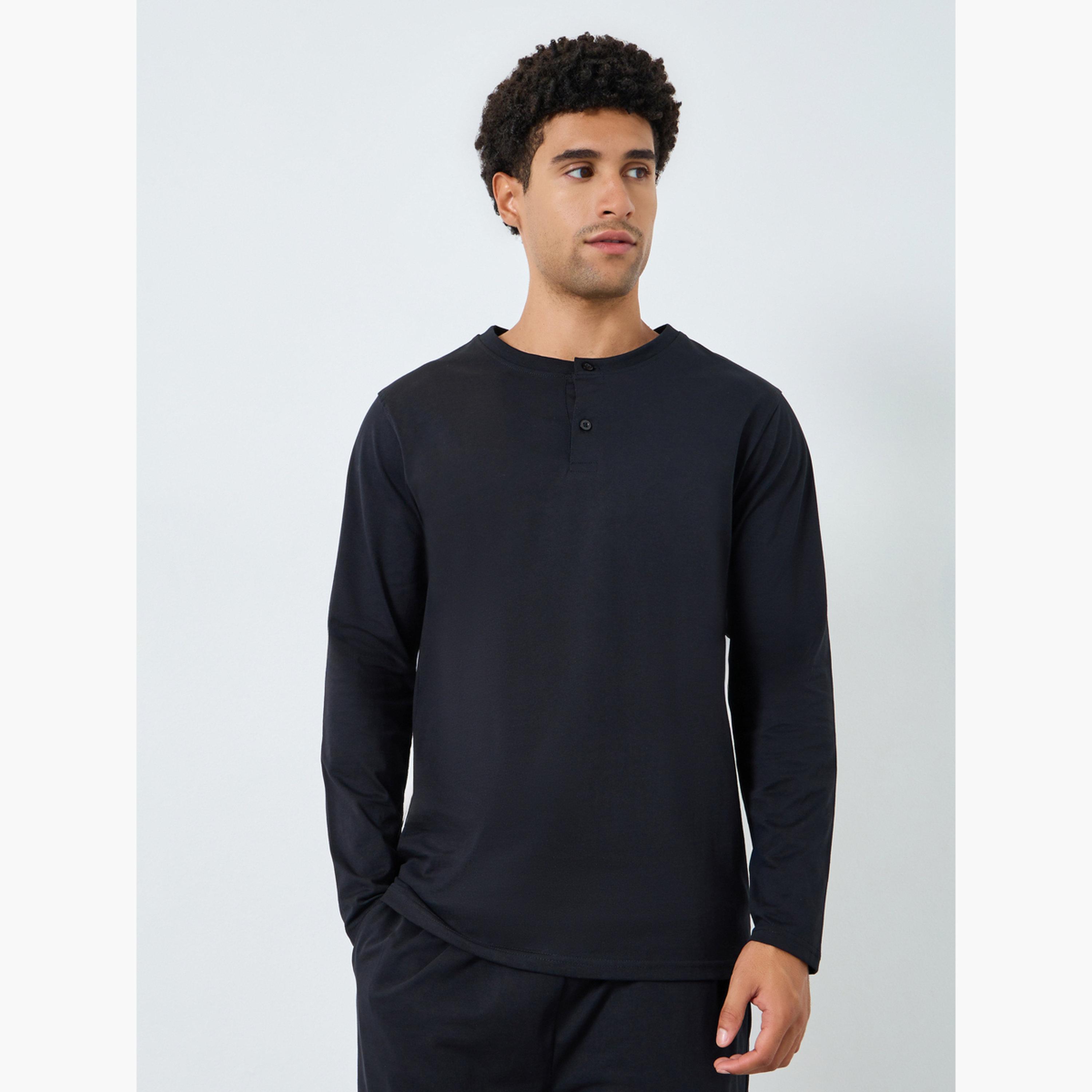 Styli Men Black Knitted T-Shirt and Shorts Pyjama Set-men-clothing-nightwear-sets-image-2