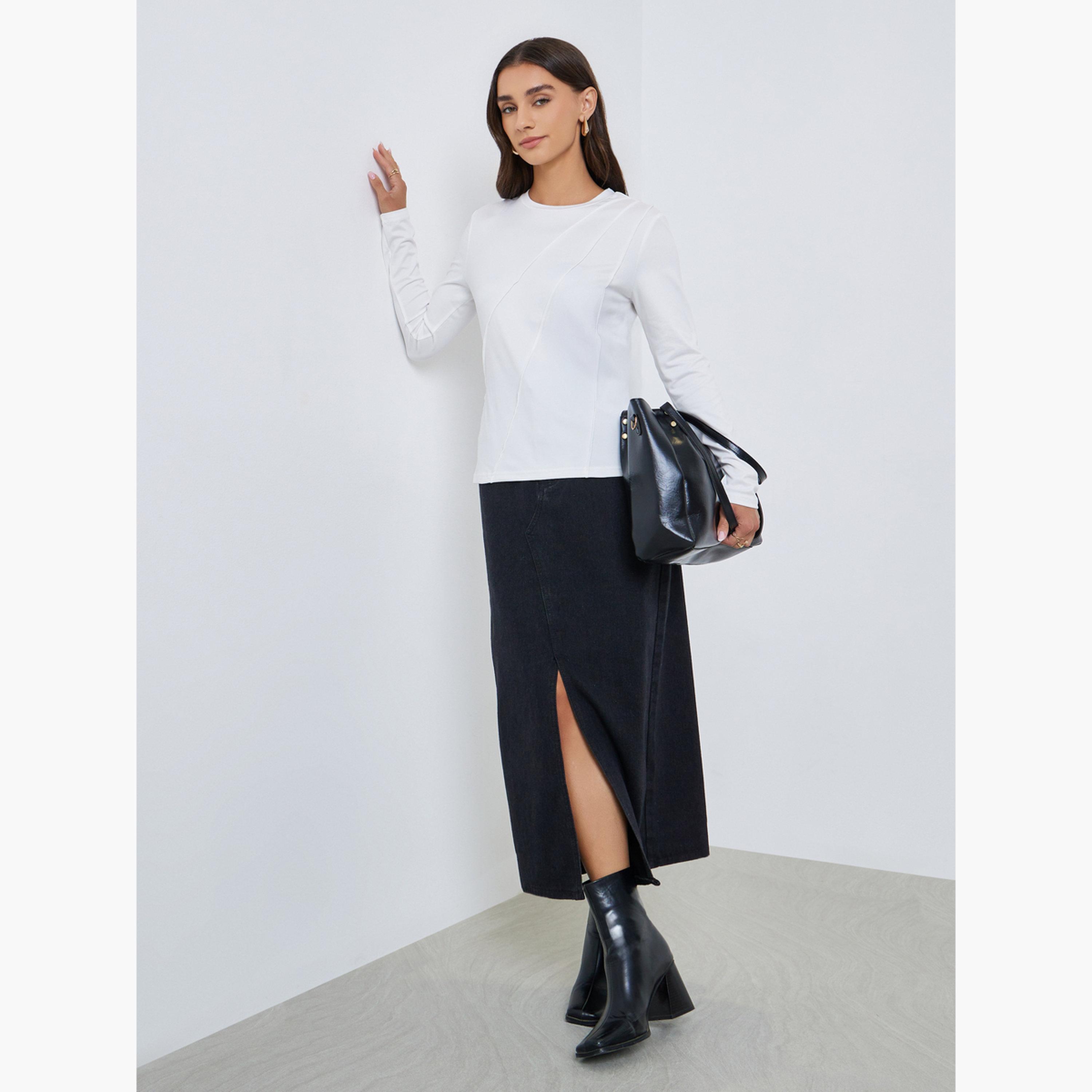 ستايلي - تي شيرت أبيض بأكمام طويلة وتفاصيل بارزة-women-clothing-tshirts-image-2