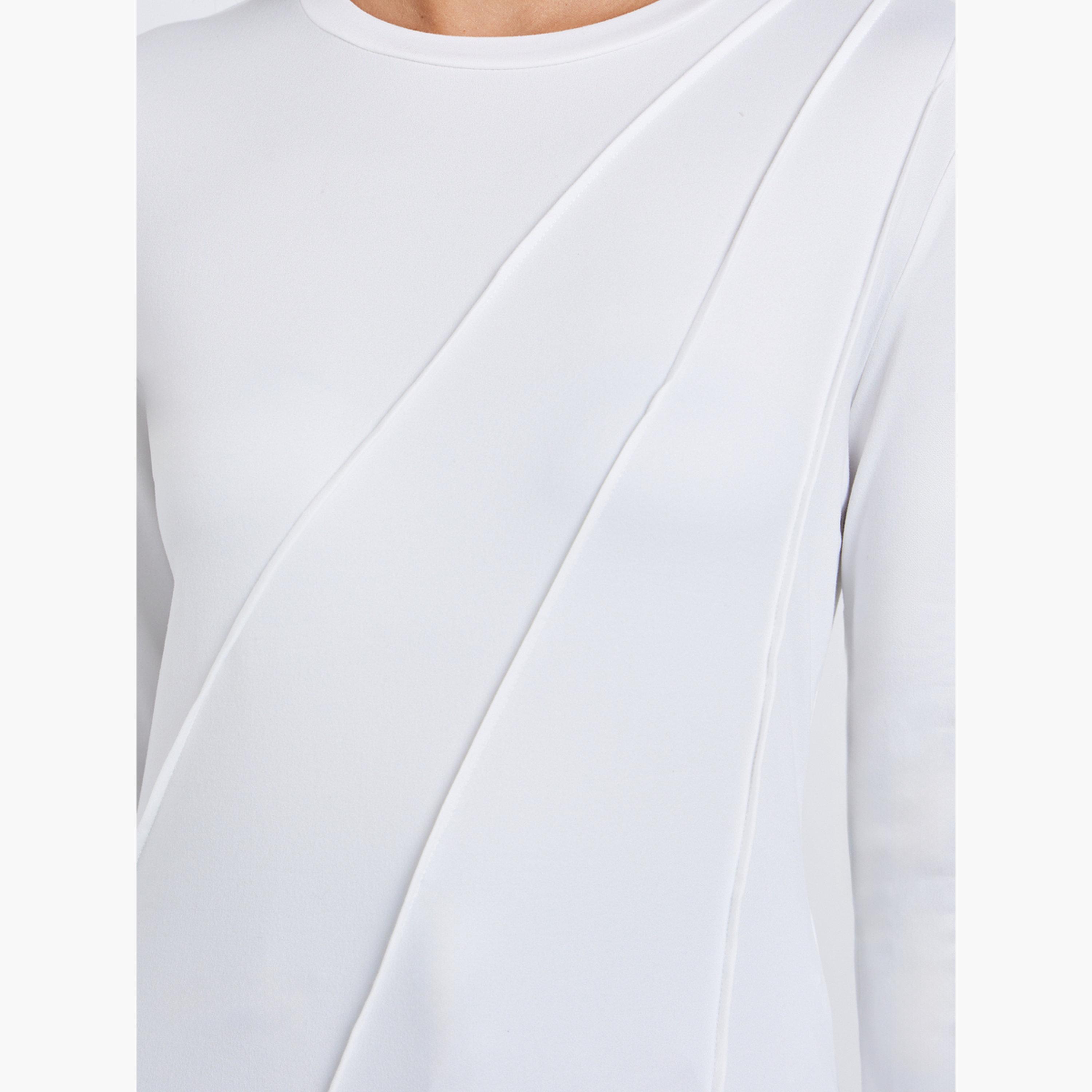 ستايلي - تي شيرت أبيض بأكمام طويلة وتفاصيل بارزة-women-clothing-tshirts-image-4