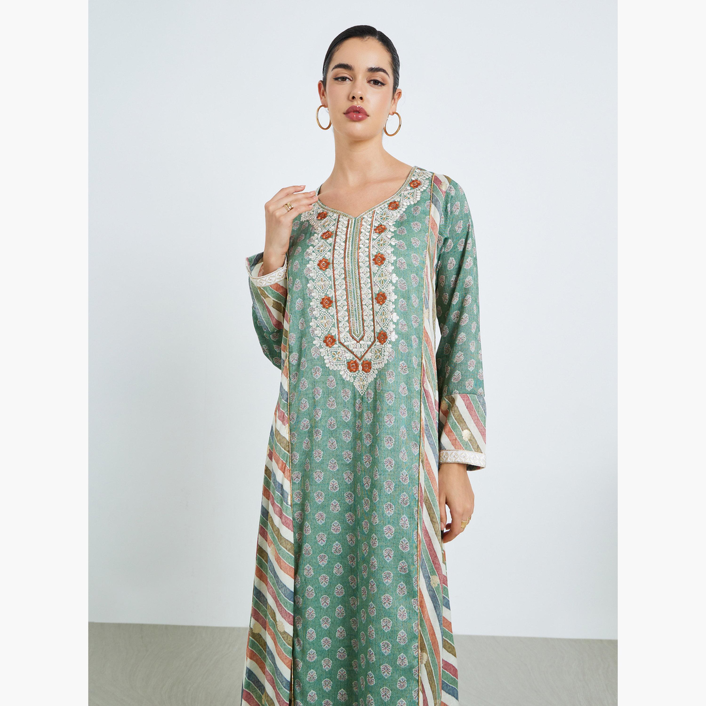 Styli Women Green Embroidered Maxi Jalabiya-women-arabicclothing-jalabiyas-image-2