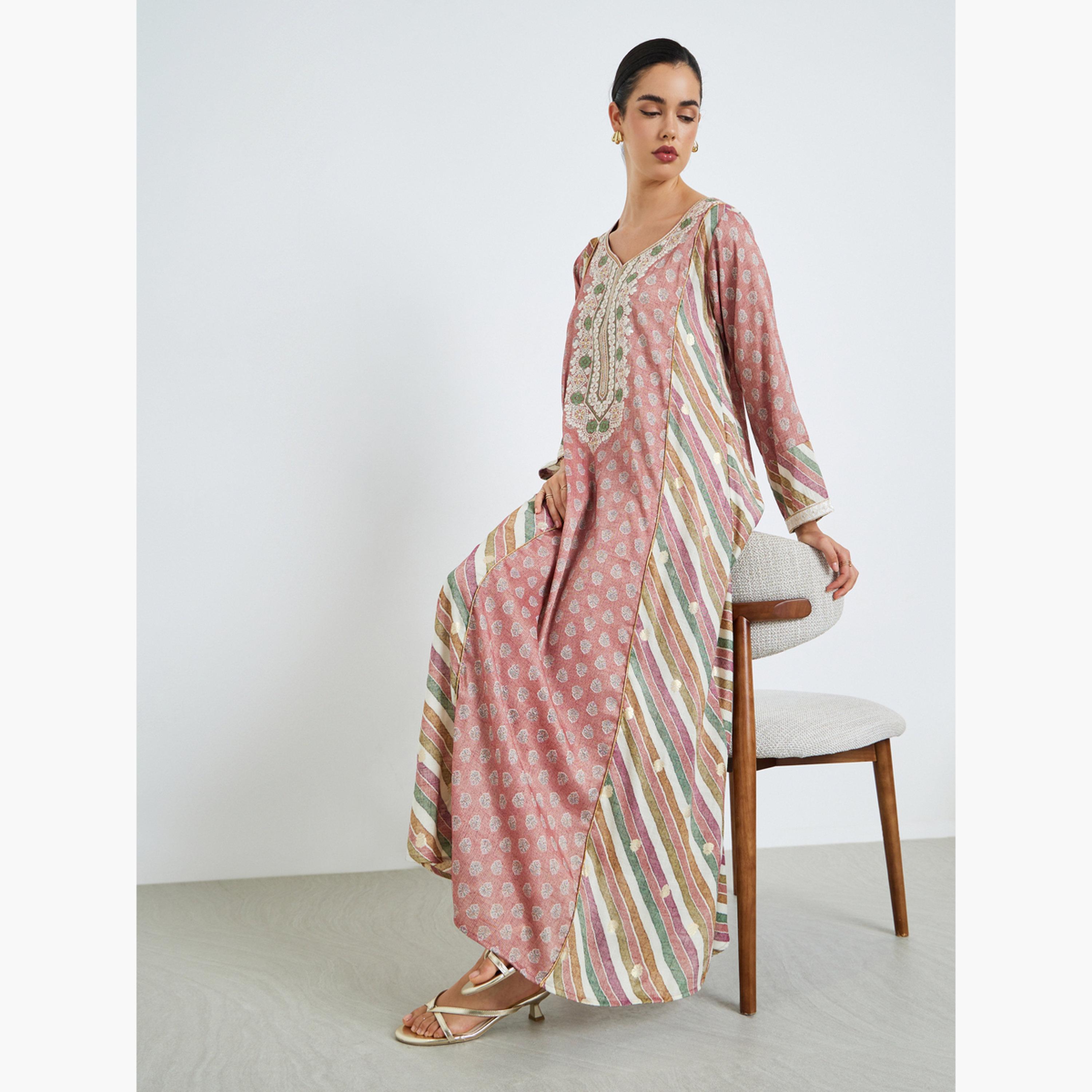 جلابية مطرزة بحافة واسعة للنساء-women-arabicclothing-jalabiyas-image-3