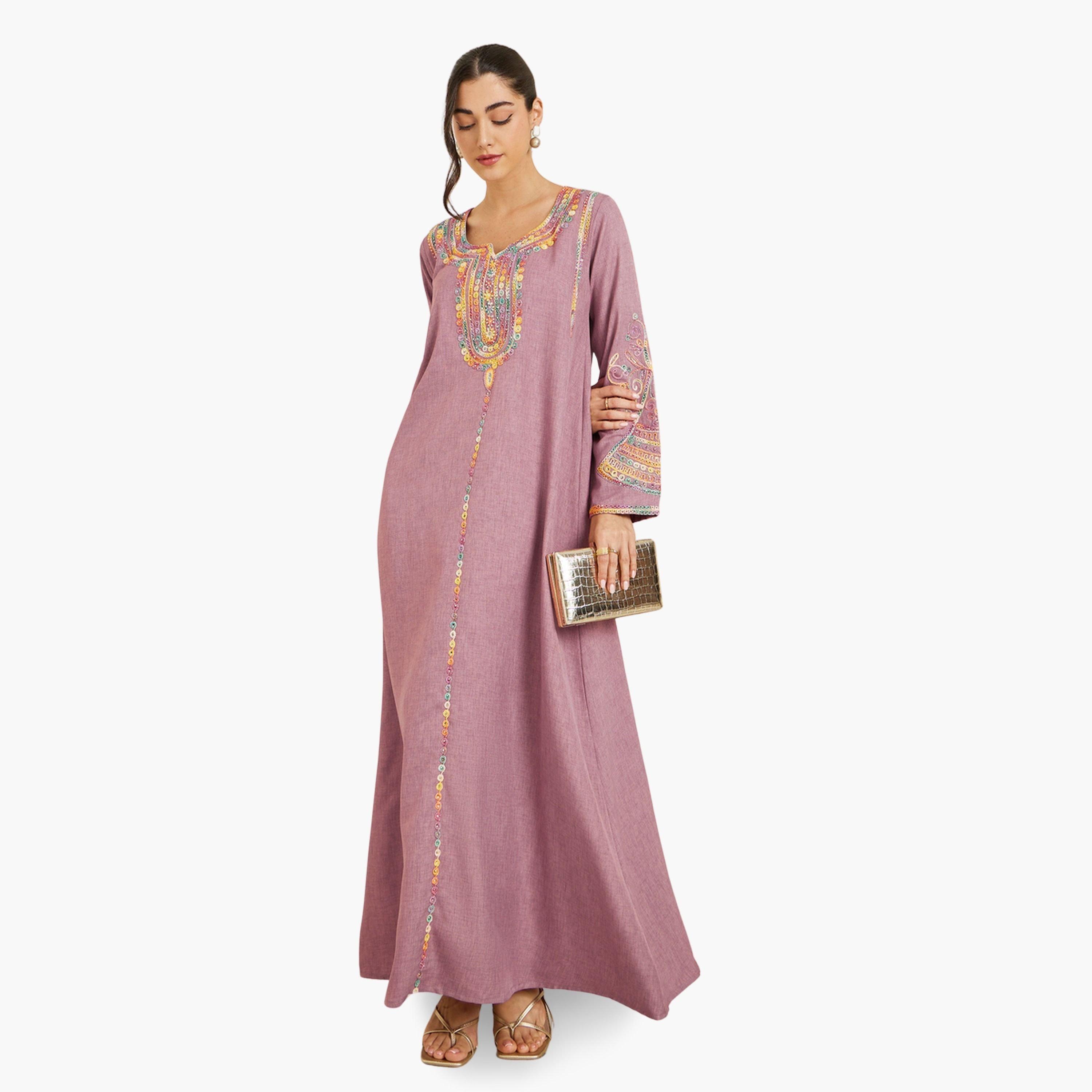 جلابية وردية مطرزة بحافة واسعة-women-arabicclothing-jalabiyas-image-1