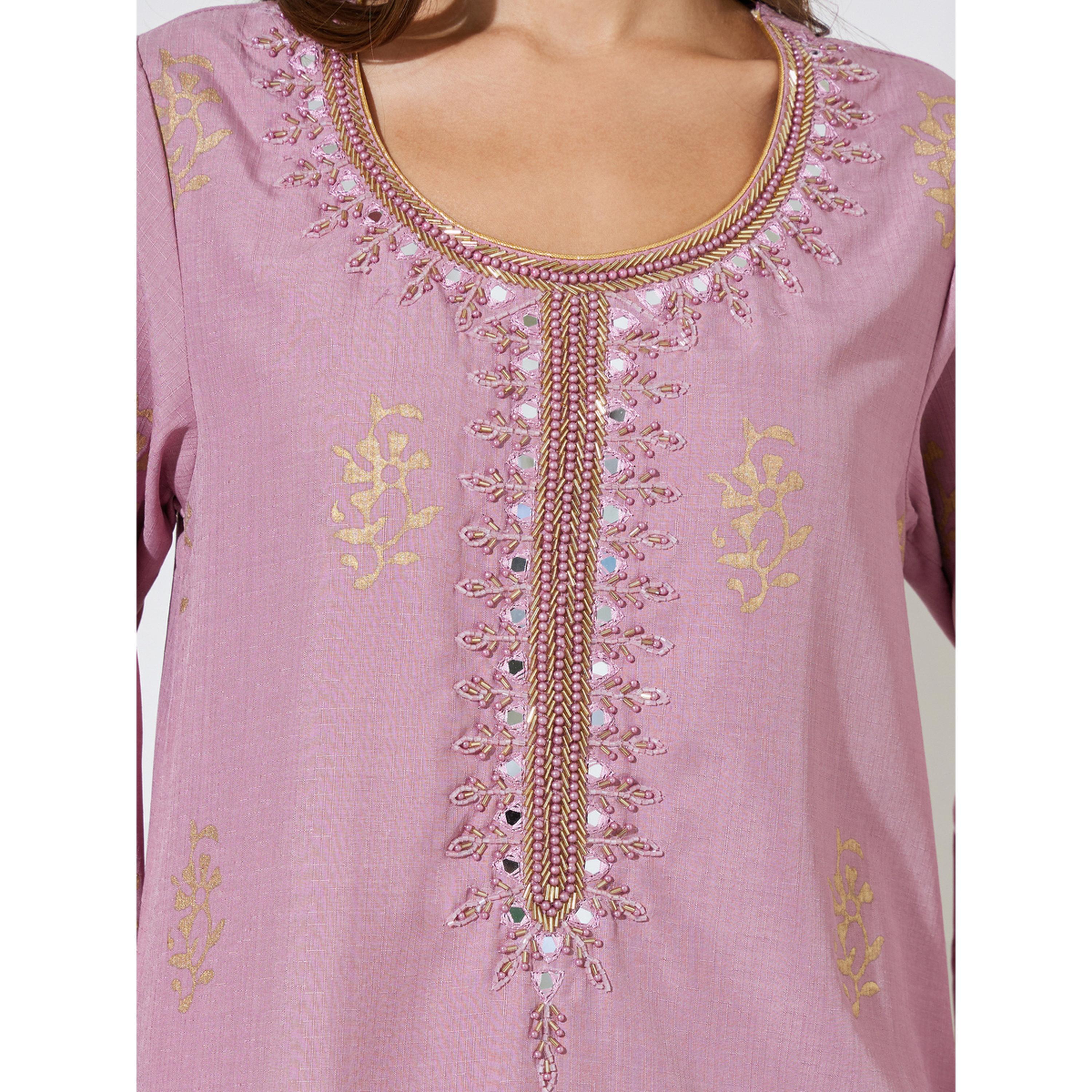 Amirah X Styli Pink Long Sleeves Round Neck Jalabiya with Gold Embroidery-women-arabicclothing-jalabiyas-image-4