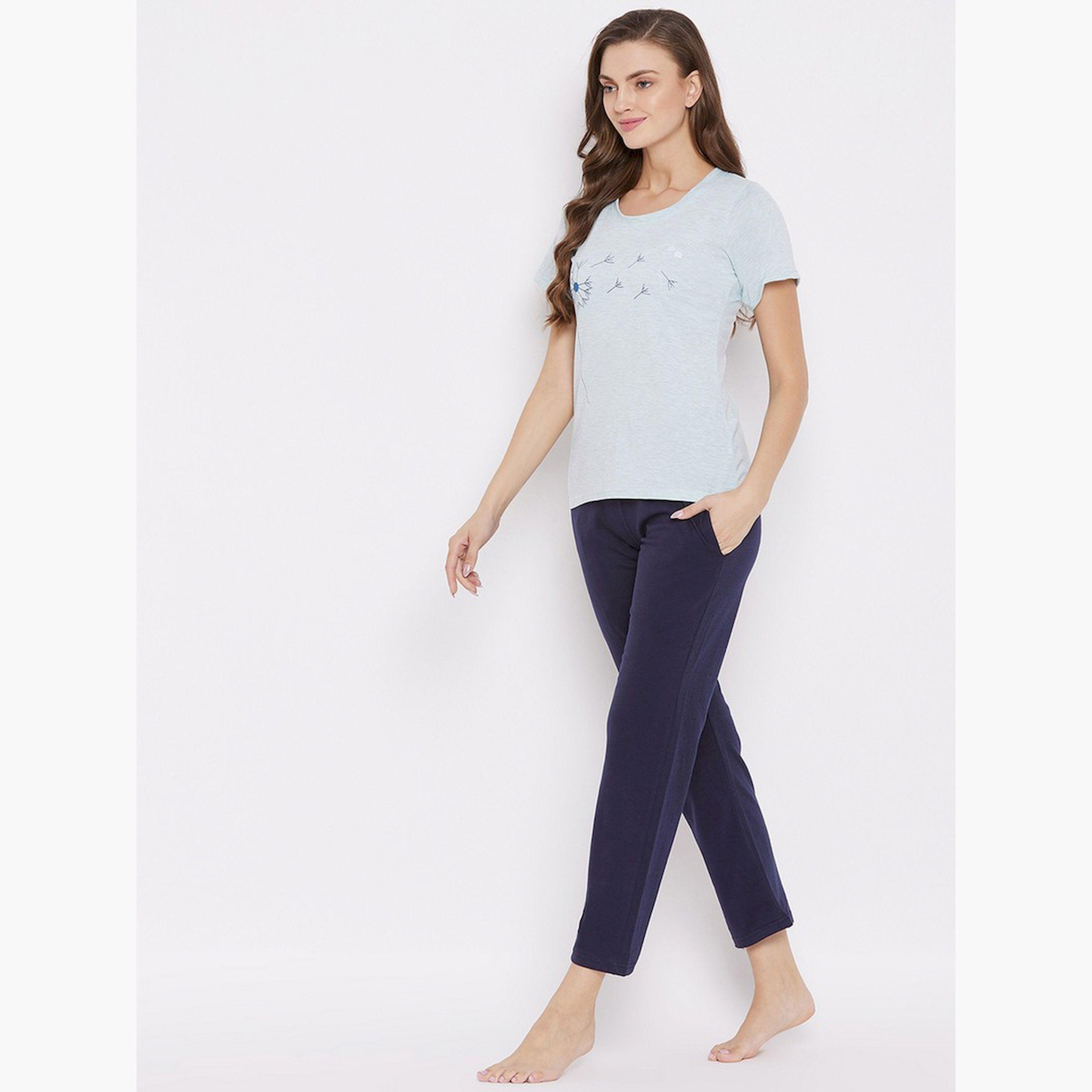 طقم بيجاما بياقة دائرية بطبعة-women-clothing-nightwear-pyjamas-longsets-image-2