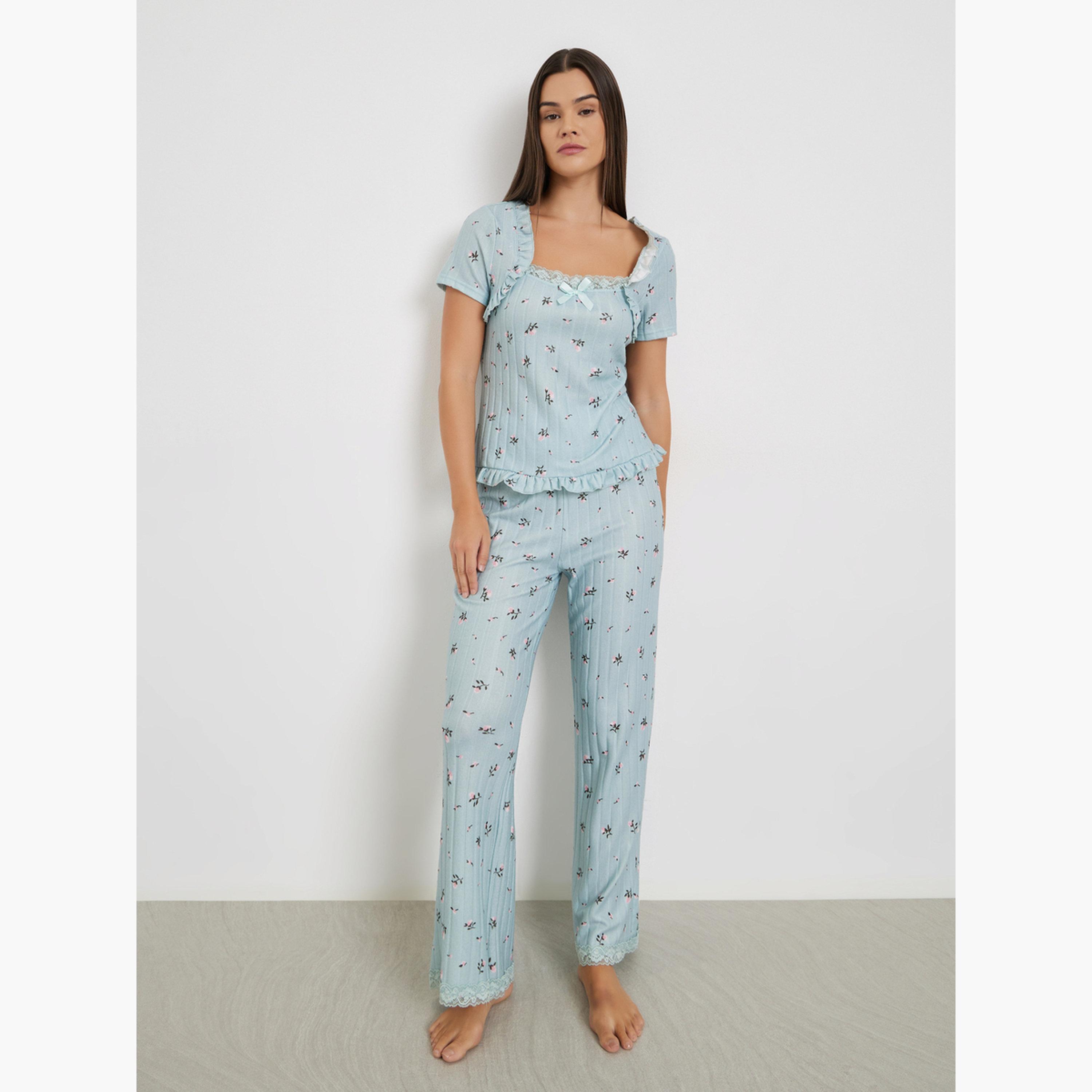 Styli Textured Ditsy Floral Lettuce Hem Bolero Sleeve Top and Pyjama Set-women-clothing-nightwear-pyjamas-longsets-image-1