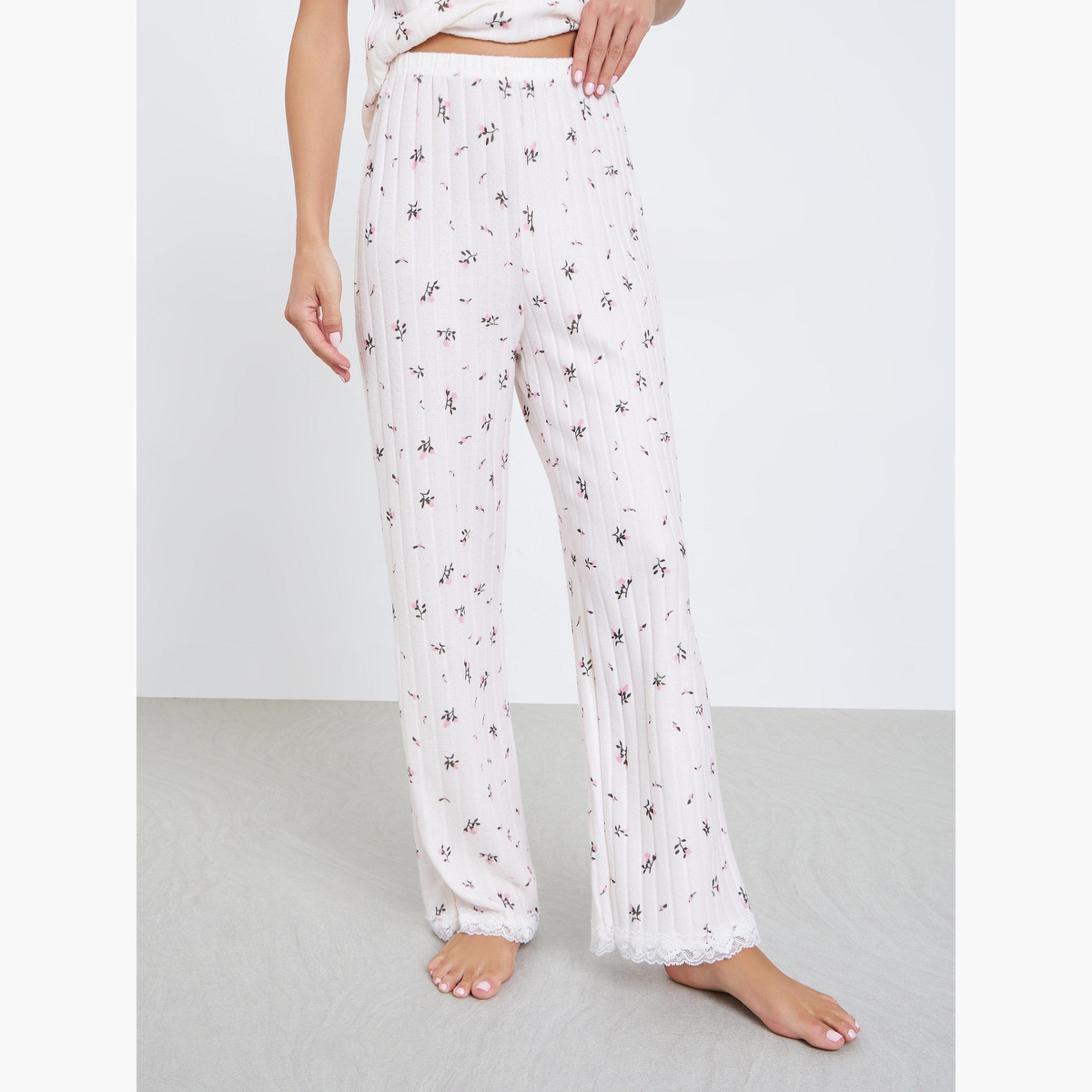 ستايلي - بيجاما نقشة زهور صغيرة حافة متموّجة وأكمام قصيرة واسعة-women-clothing-nightwear-pyjamas-longsets-image-4
