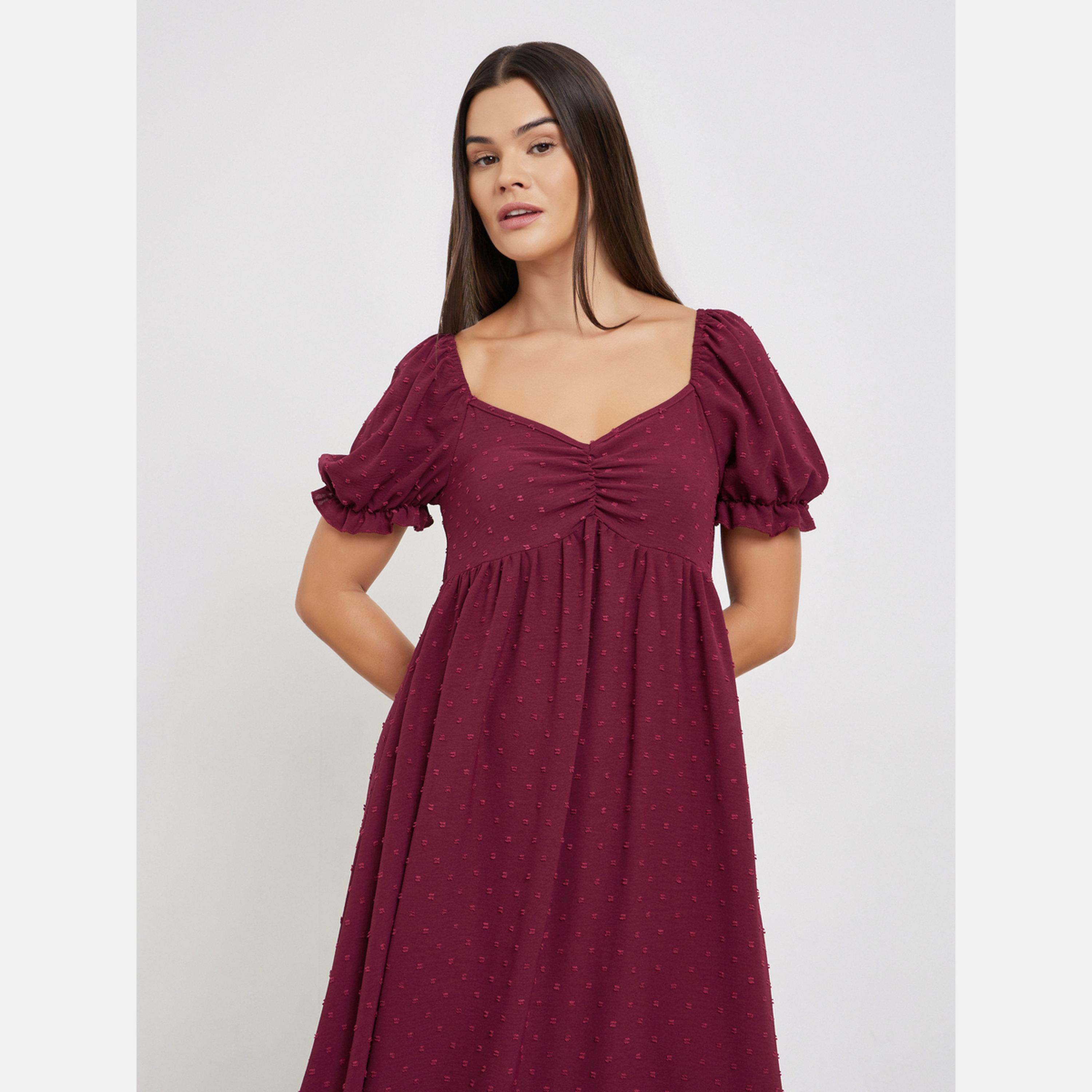 Styli Dobby Pattern Ruched V Neck Nightdress with Puff Sleeves-women-clothing-nightwear-nighties-image-2