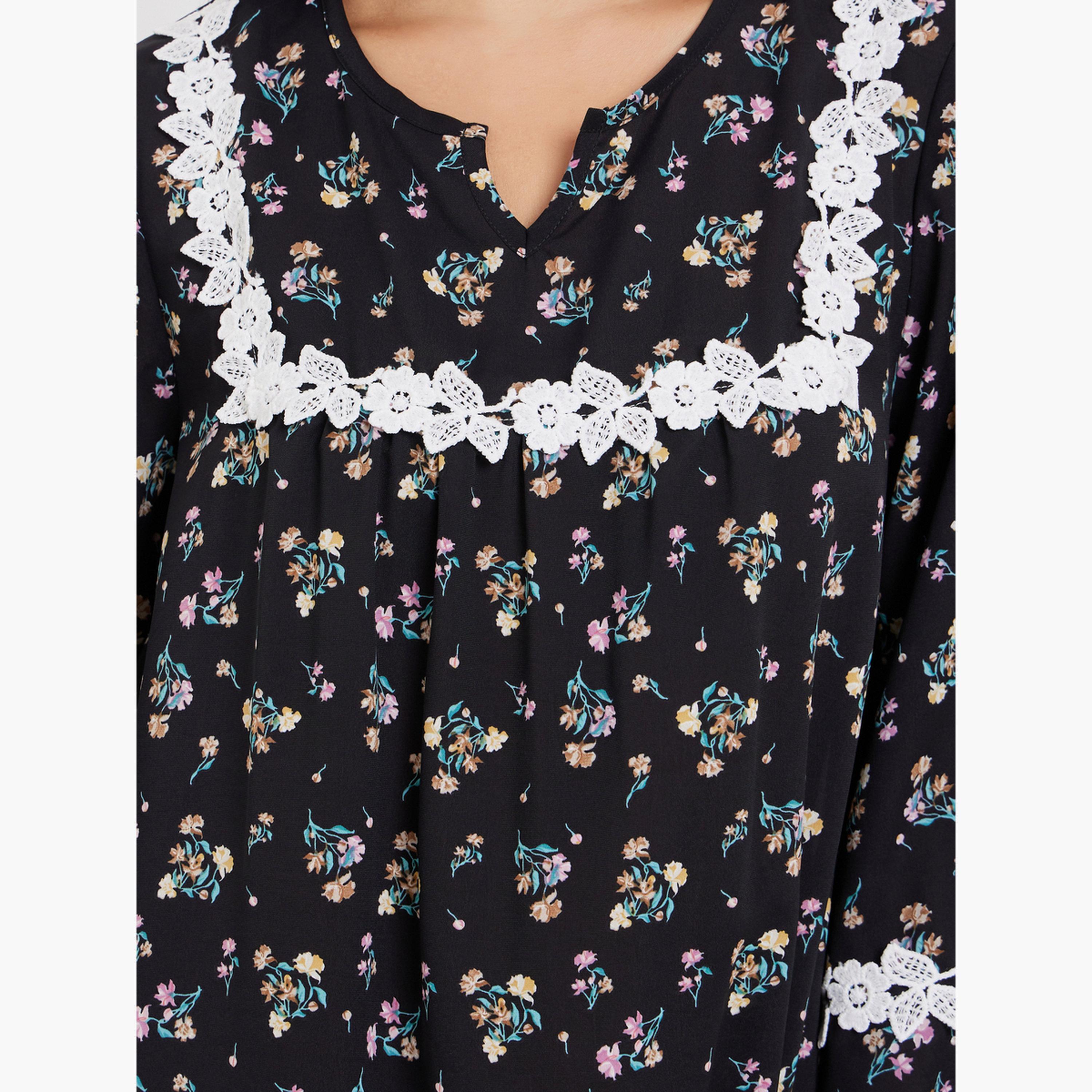 ستايلي - فستان نوم بأكمام واسع وبطبعة زهور كاملة مع تفاصيل دانتيل-women-clothing-nightwear-nighties-image-4