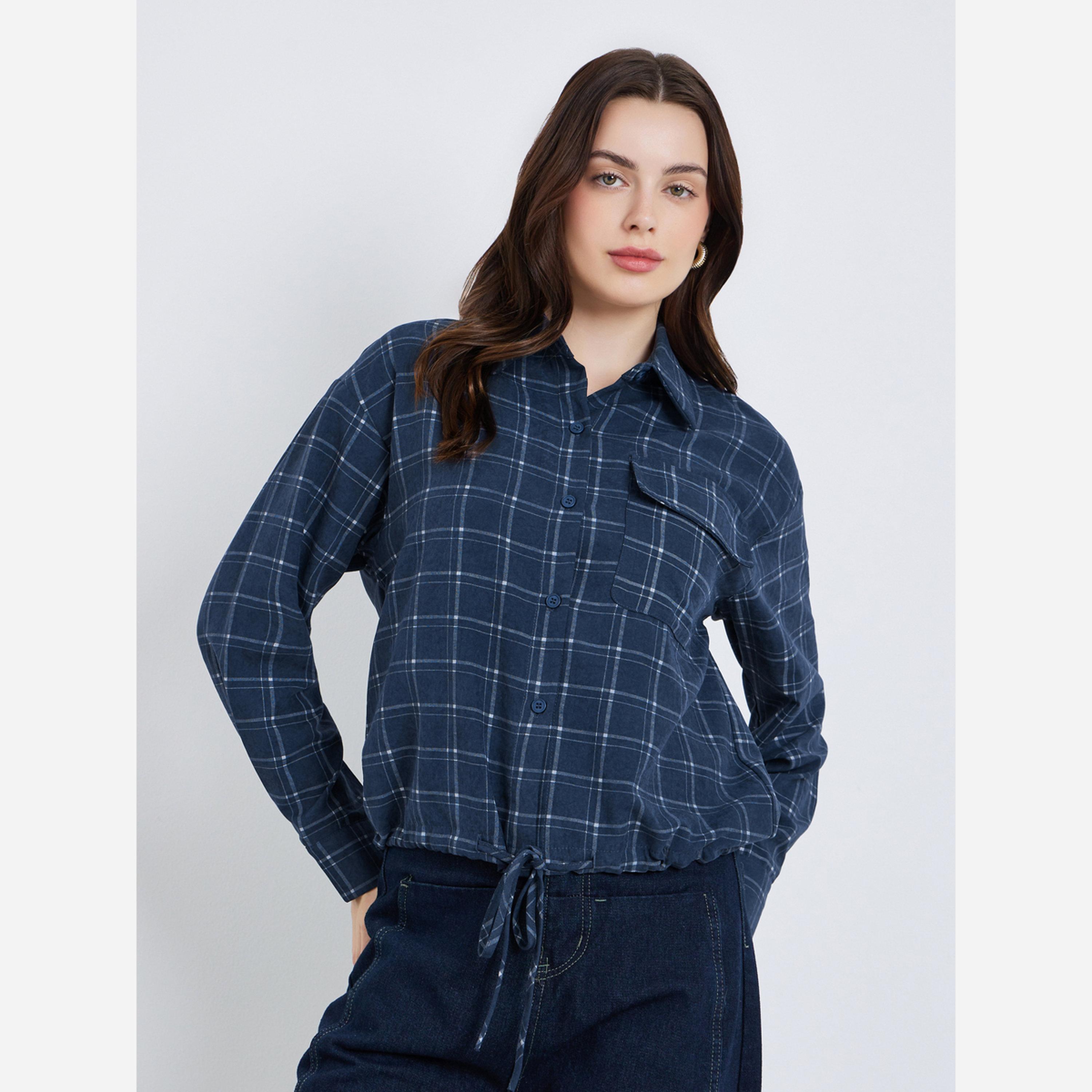 ستايلي - قميص قصير نسائي لون أزرق طبعة مربعات مع رباط-women-clothing-shirtsandblouses-shirts-image-1