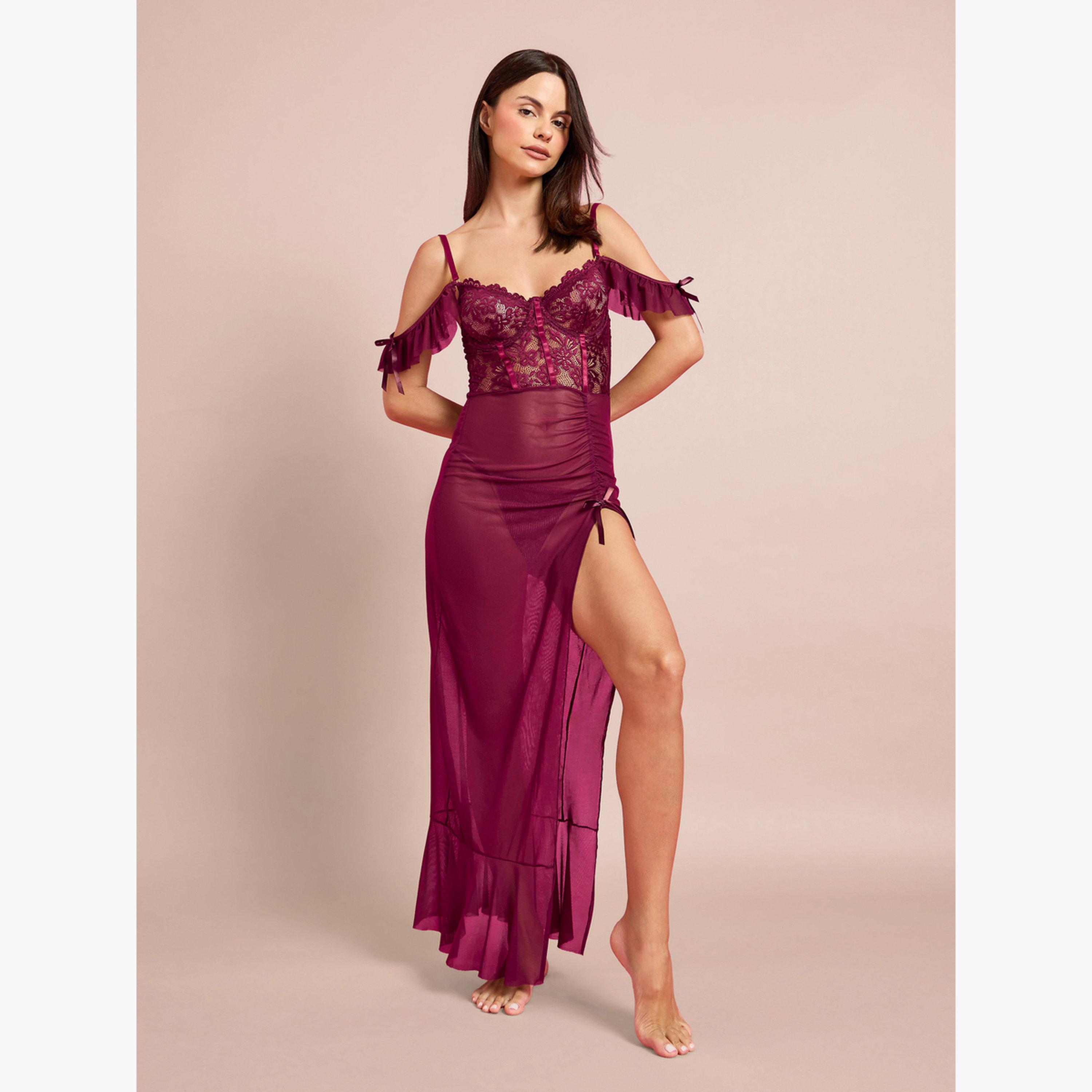 فستان طويل داخلي كورسيه دانتيل بسلك علوي وأكتاف مكشوفة مع سروال داخلي-women-clothing-lingerie-babydollsandbodysuits-image-1