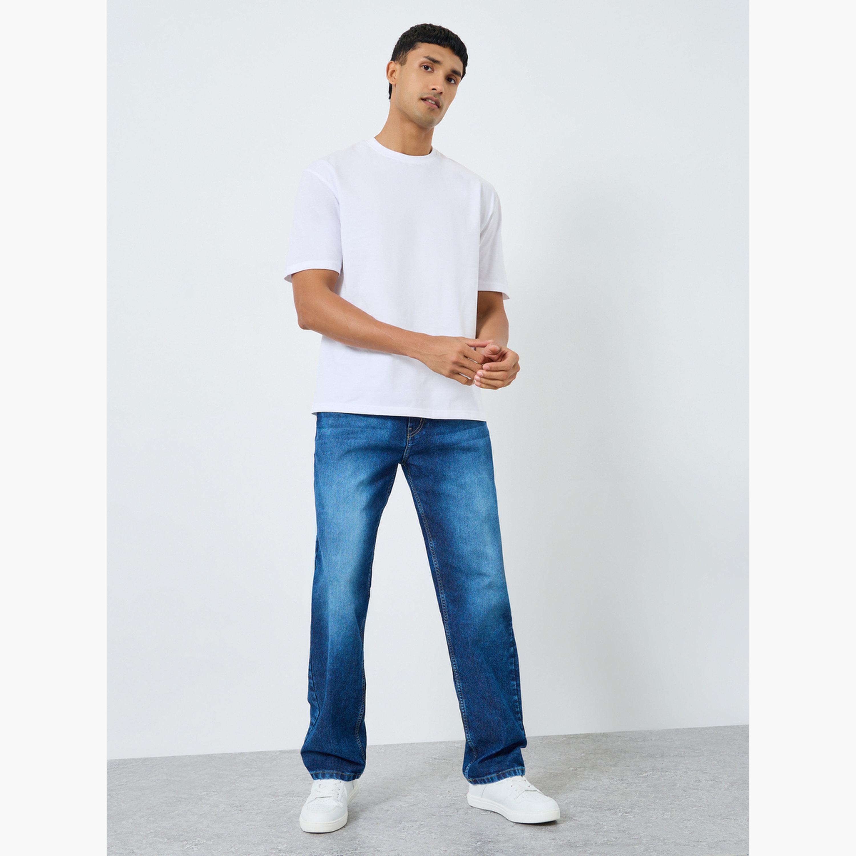 جينز بقصة مريحة-men-clothing-bottoms-jeans-image-2
