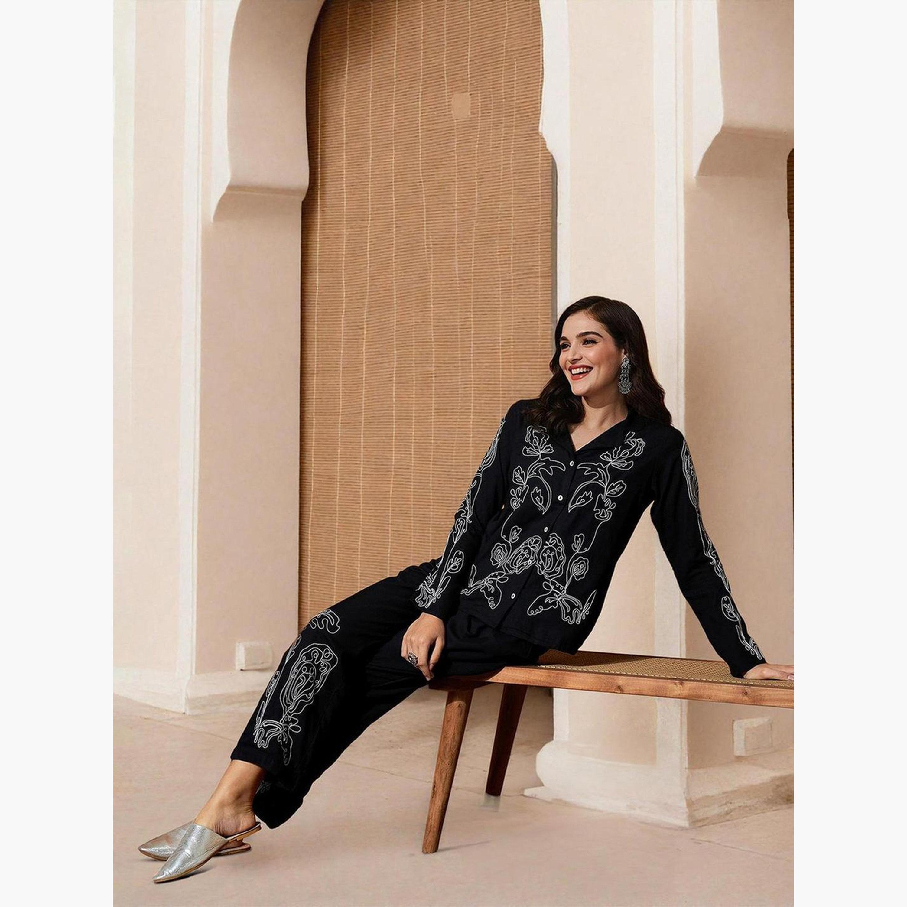 إيشين - قميص وبنطال مطرزان لون أسود-women-clothing-coordsets-image-2