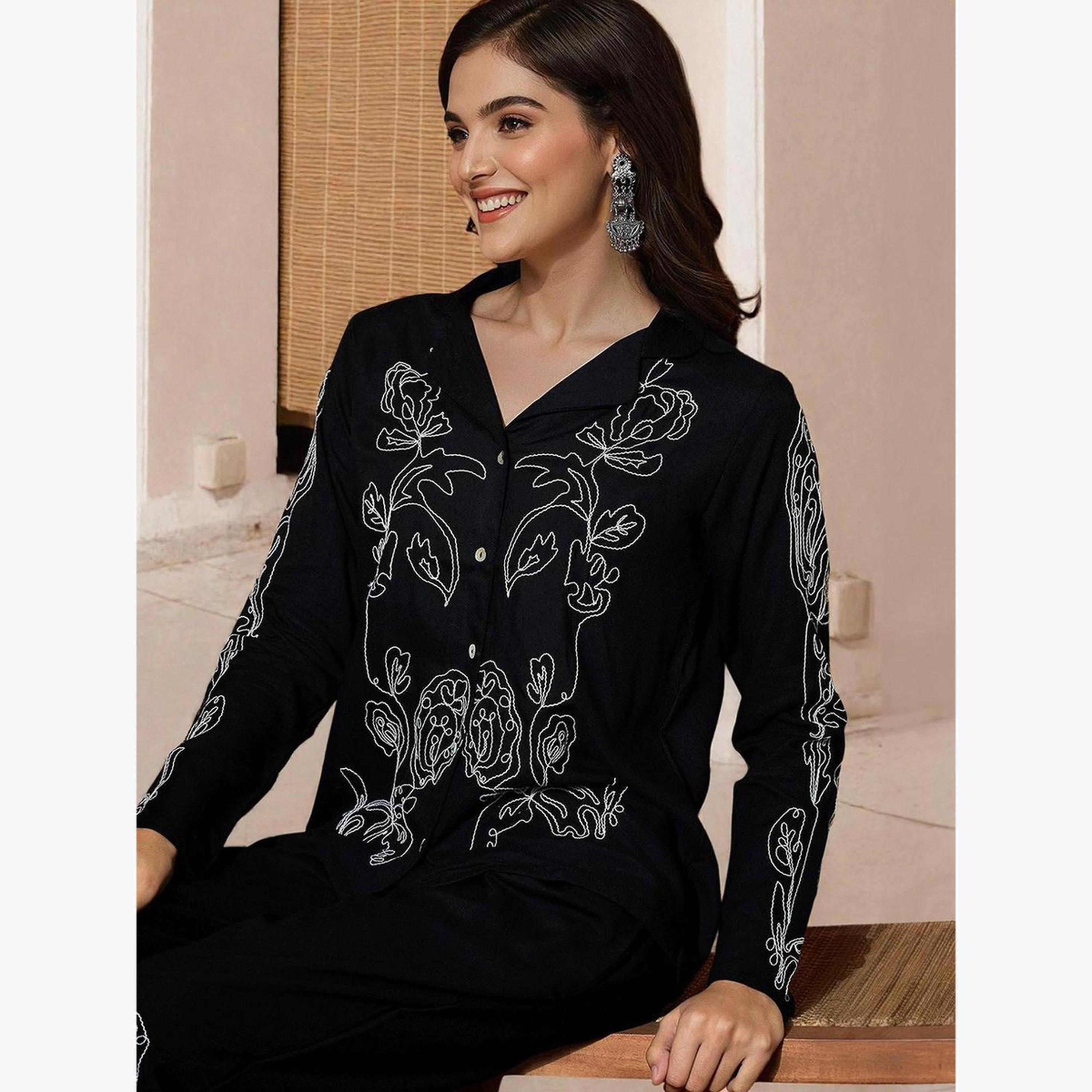 إيشين - قميص وبنطال مطرزان لون أسود-women-clothing-coordsets-image-3