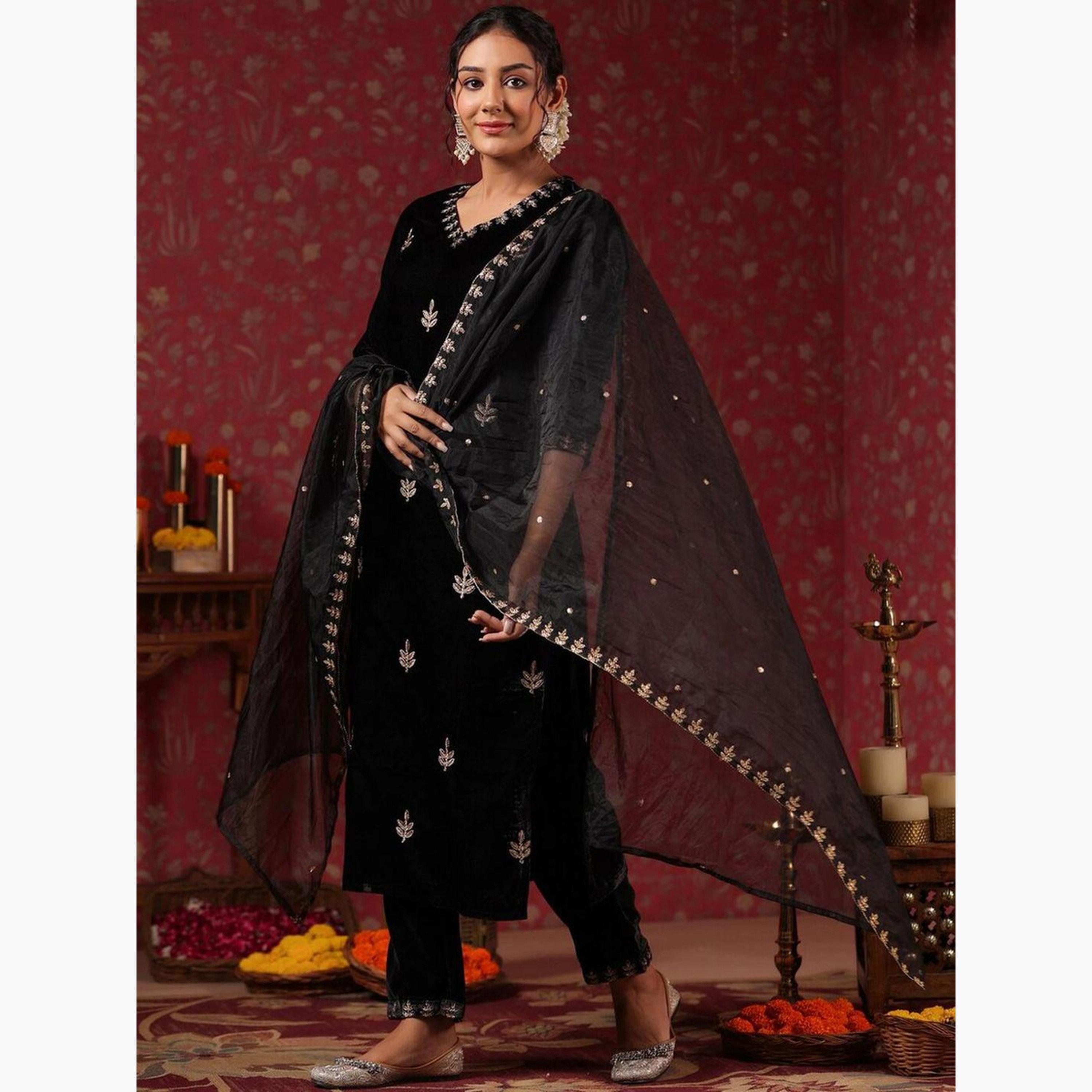 Ishin X Styli Black Velvet Kurta with Pants and Dupatta Set-women-clothing-ethnicwear-kurtasets-image-4