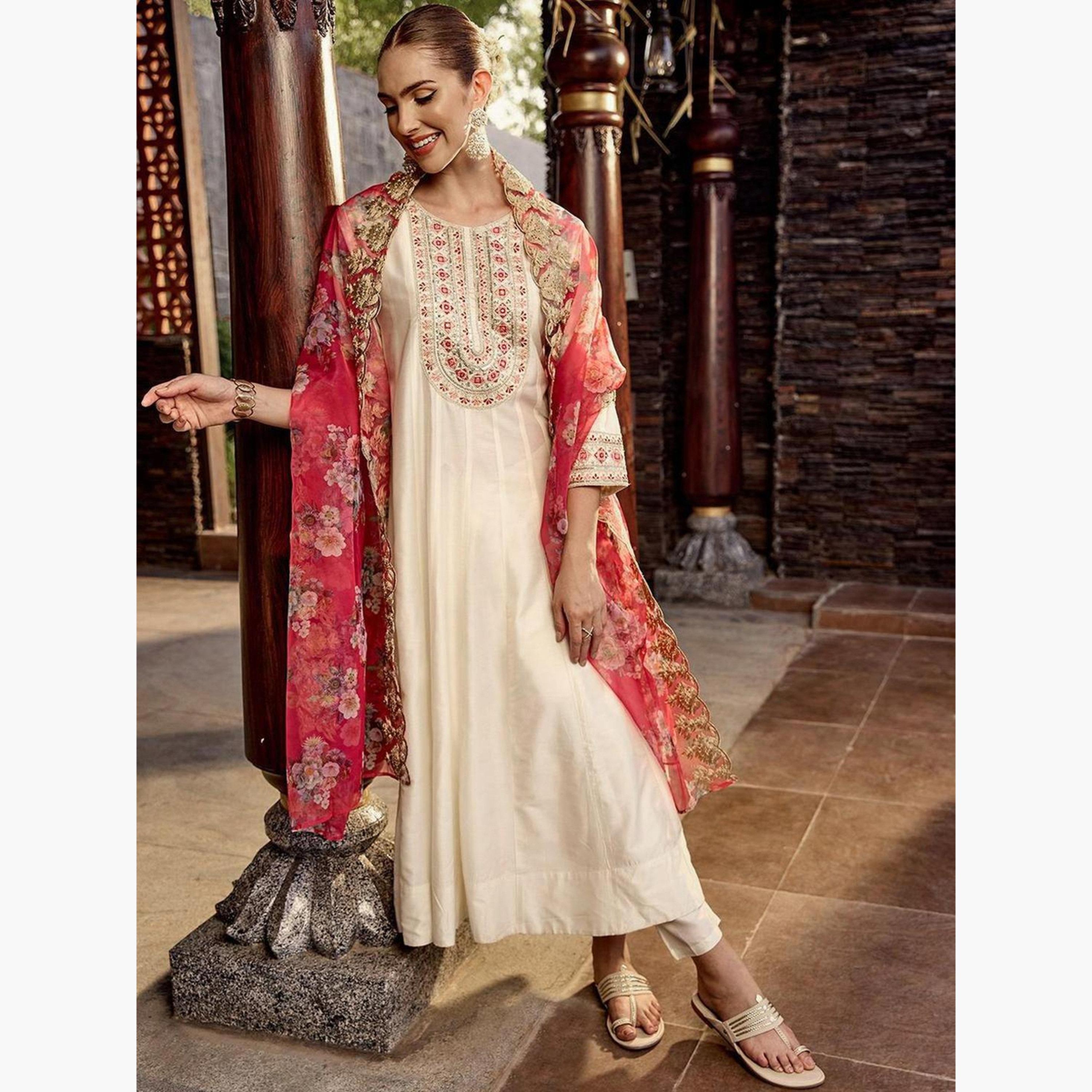 Ishin Women Off White Kurta with Pants and Dupatta Set-women-clothing-ethnicwear-kurtasets-image-1