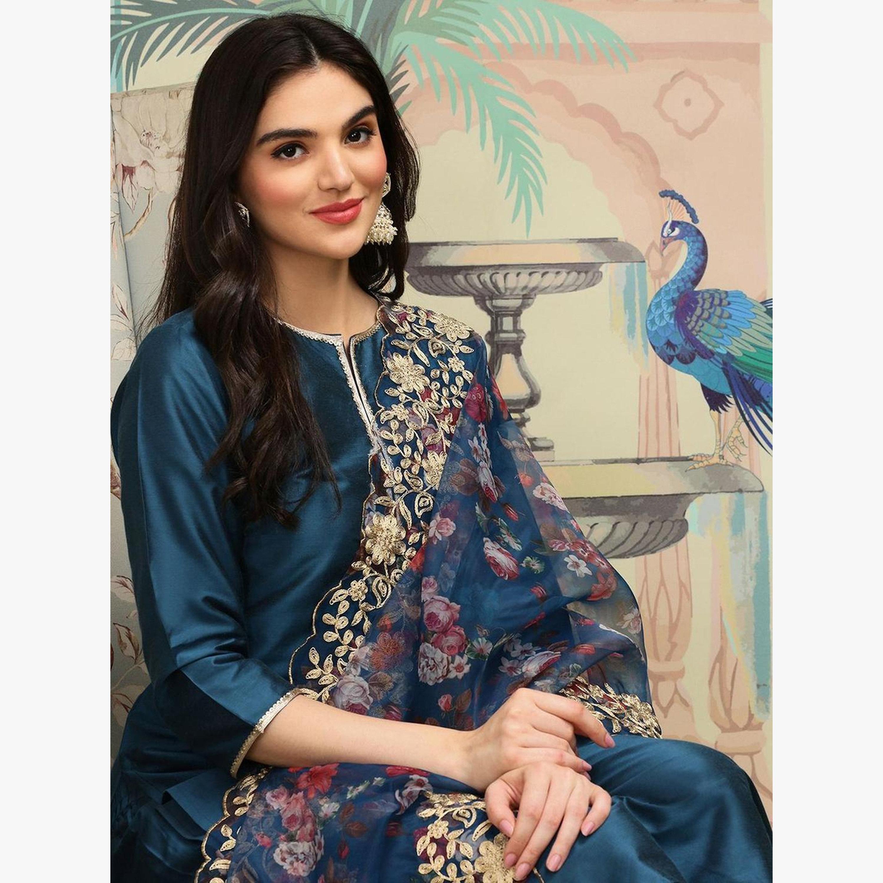Ishin Women Navy Blue Kurta with Pants and Dupatta Set-women-clothing-ethnicwear-kurtasets-image-3