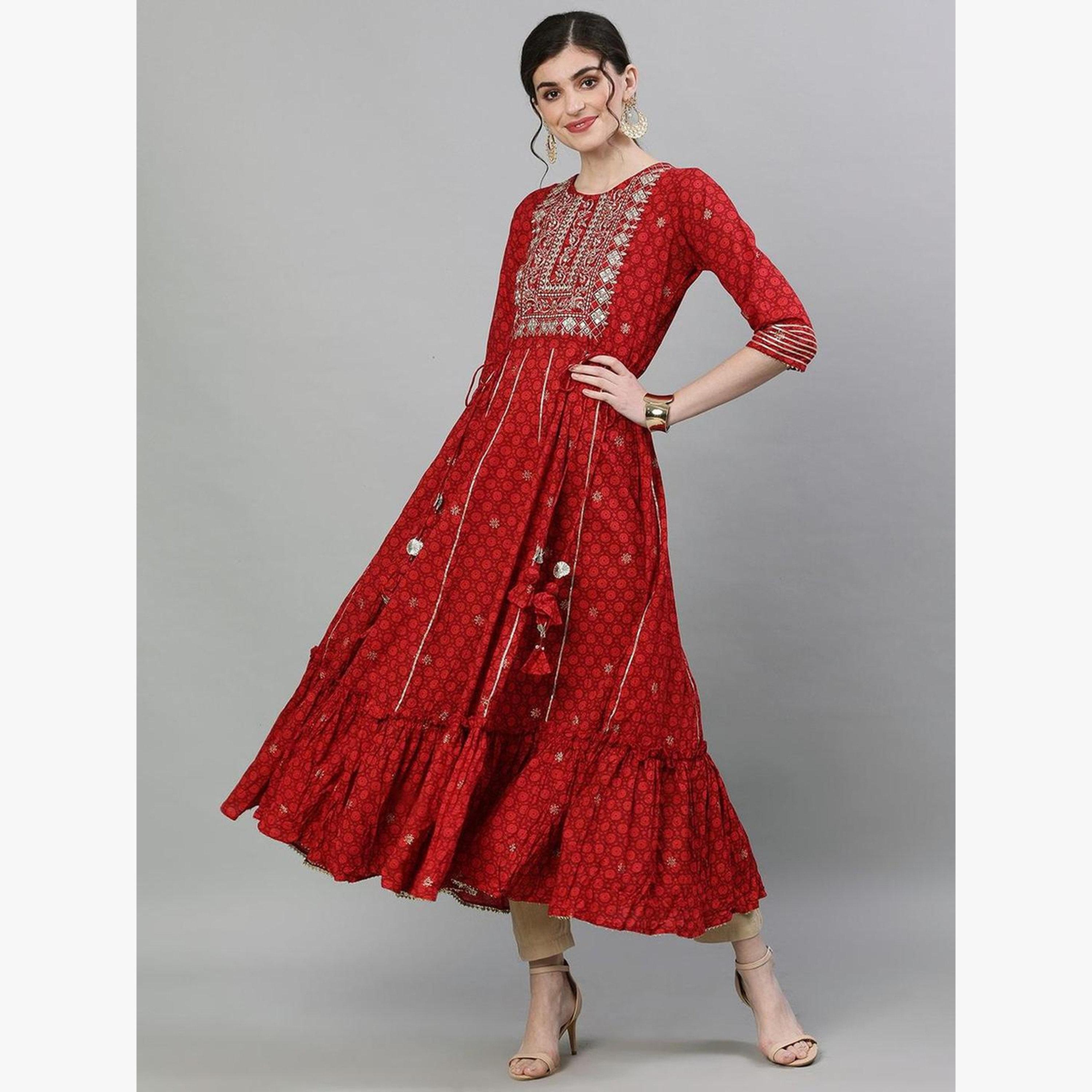 طقم كورتا أناركالي مطرزة وبنطال-women-clothing-ethnicwear-kurtasets-image-3