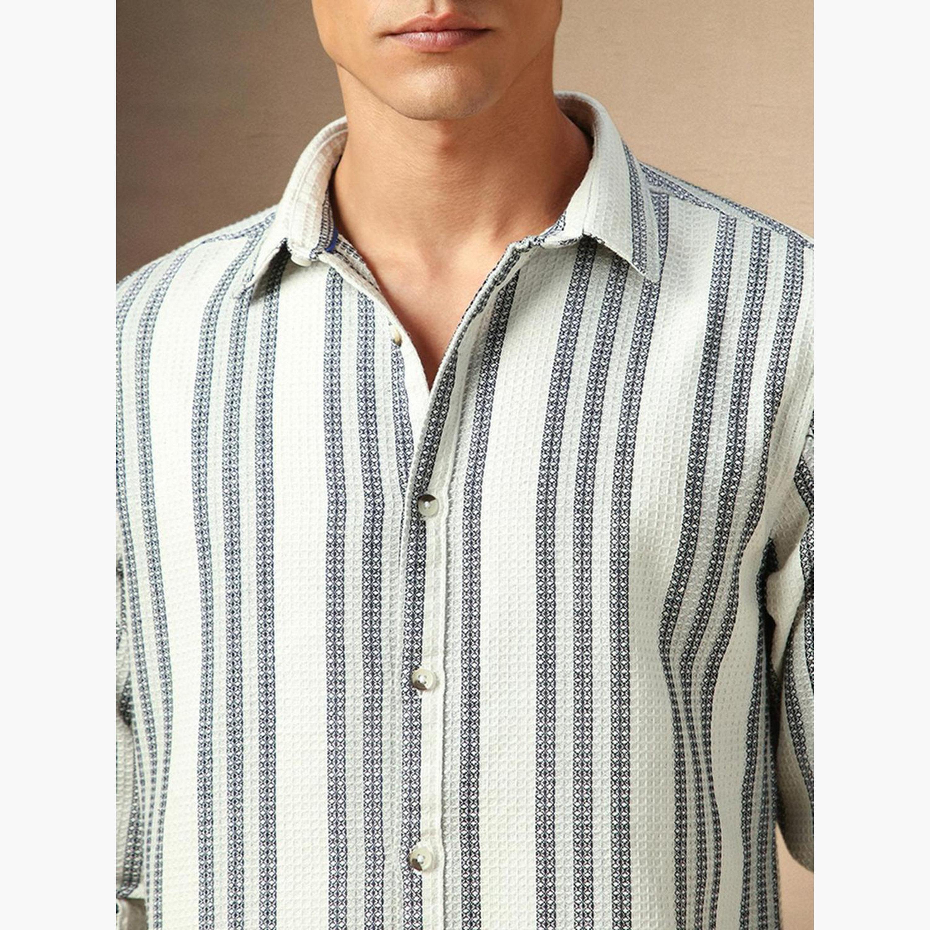 دينيس لينغو - قميص رجالي مخطط أبيض بياقة واسعة-men-clothing-shirts-image-6