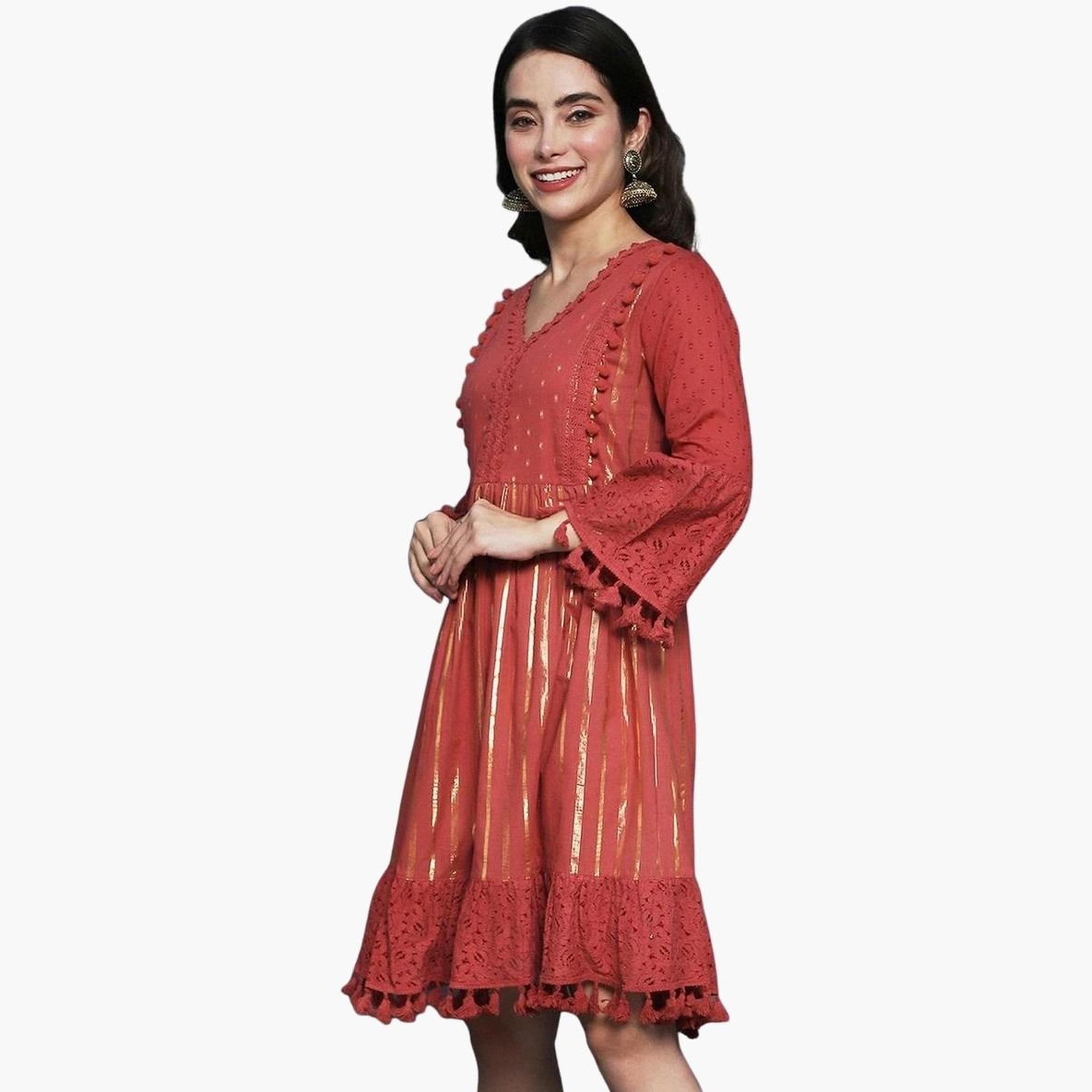 إيشين - فستان قصير مزين بالشراشيب مع بطانة من الدانتيل-women-clothing-dresses-image-1