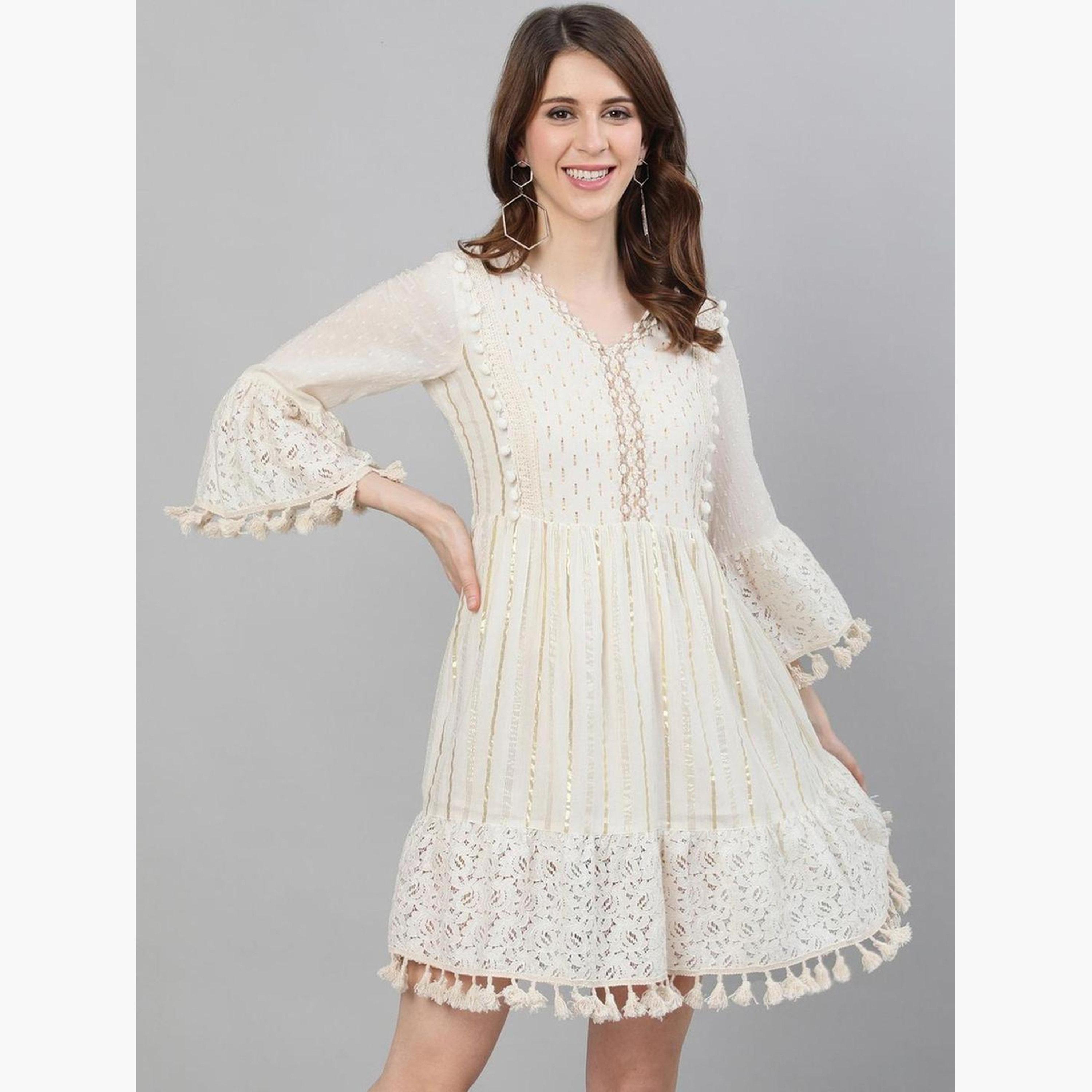 إيشين - فستان قصير مزين بالشراشيب مع بطانة من الدانتيل-women-clothing-dresses-image-1