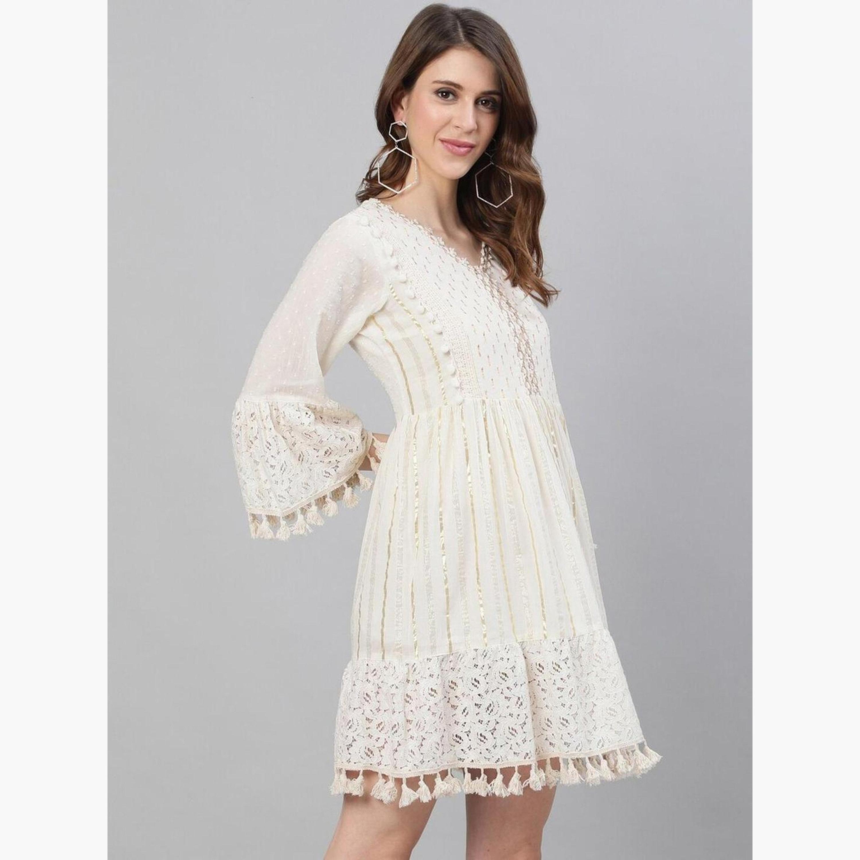 إيشين - فستان قصير مزين بالشراشيب مع بطانة من الدانتيل-women-clothing-dresses-image-3