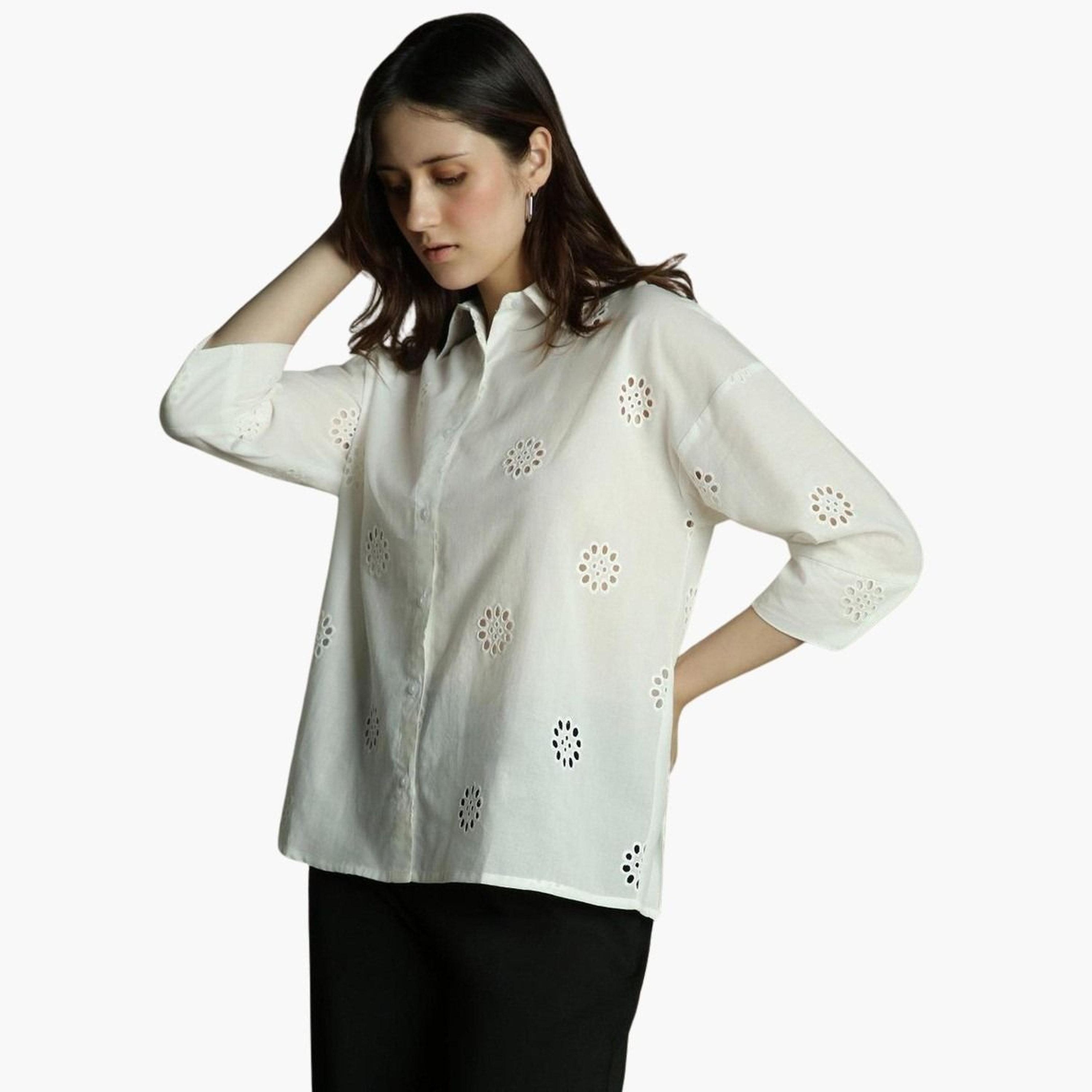 دينيس لينغو - قميص شيفلي كاجوال أبيض مريح للنساء-women-clothing-shirtsandblouses-shirts-image-5