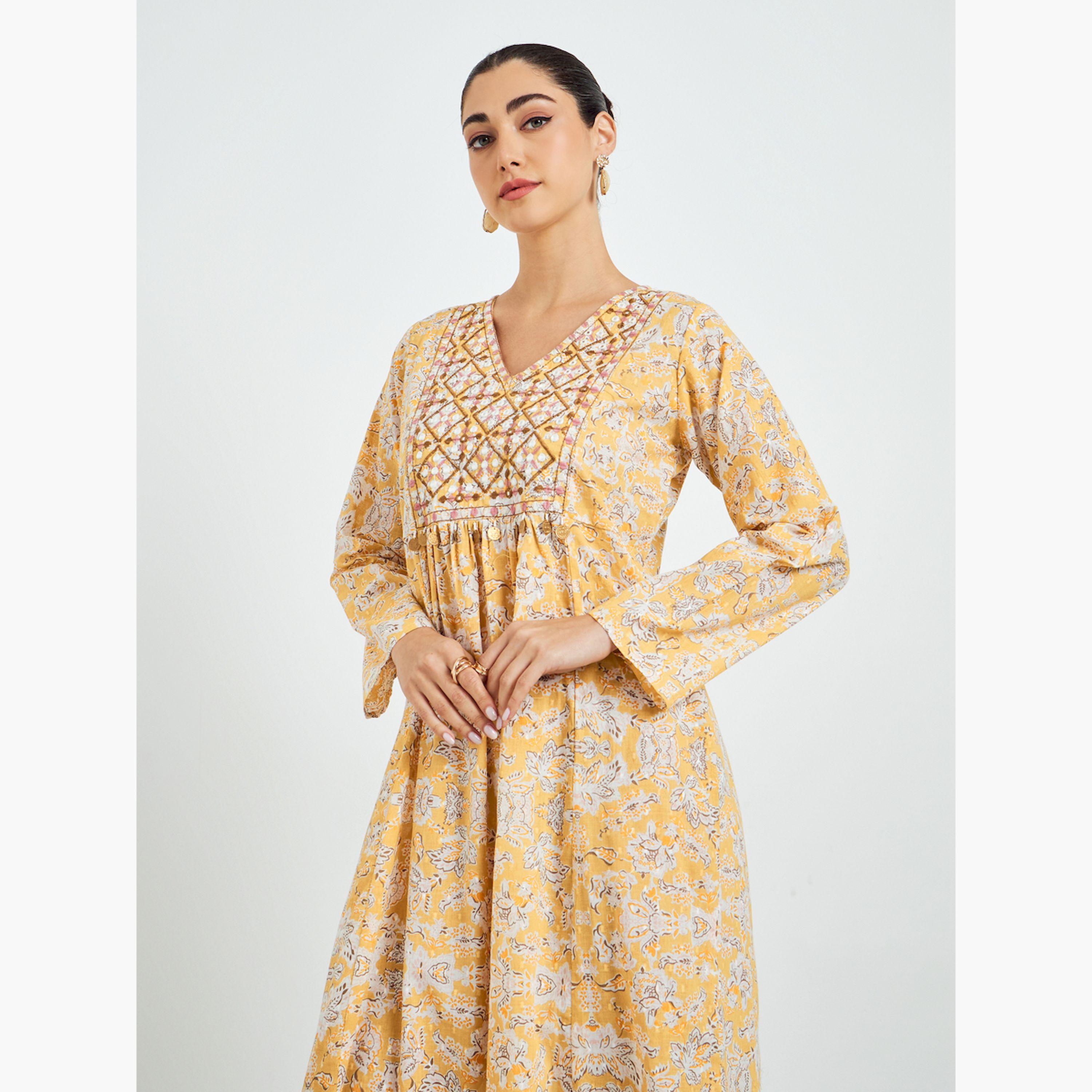 جلابية بحافة واسعة ومطرزة بطبعة زهور-women-arabicclothing-jalabiyas-image-2