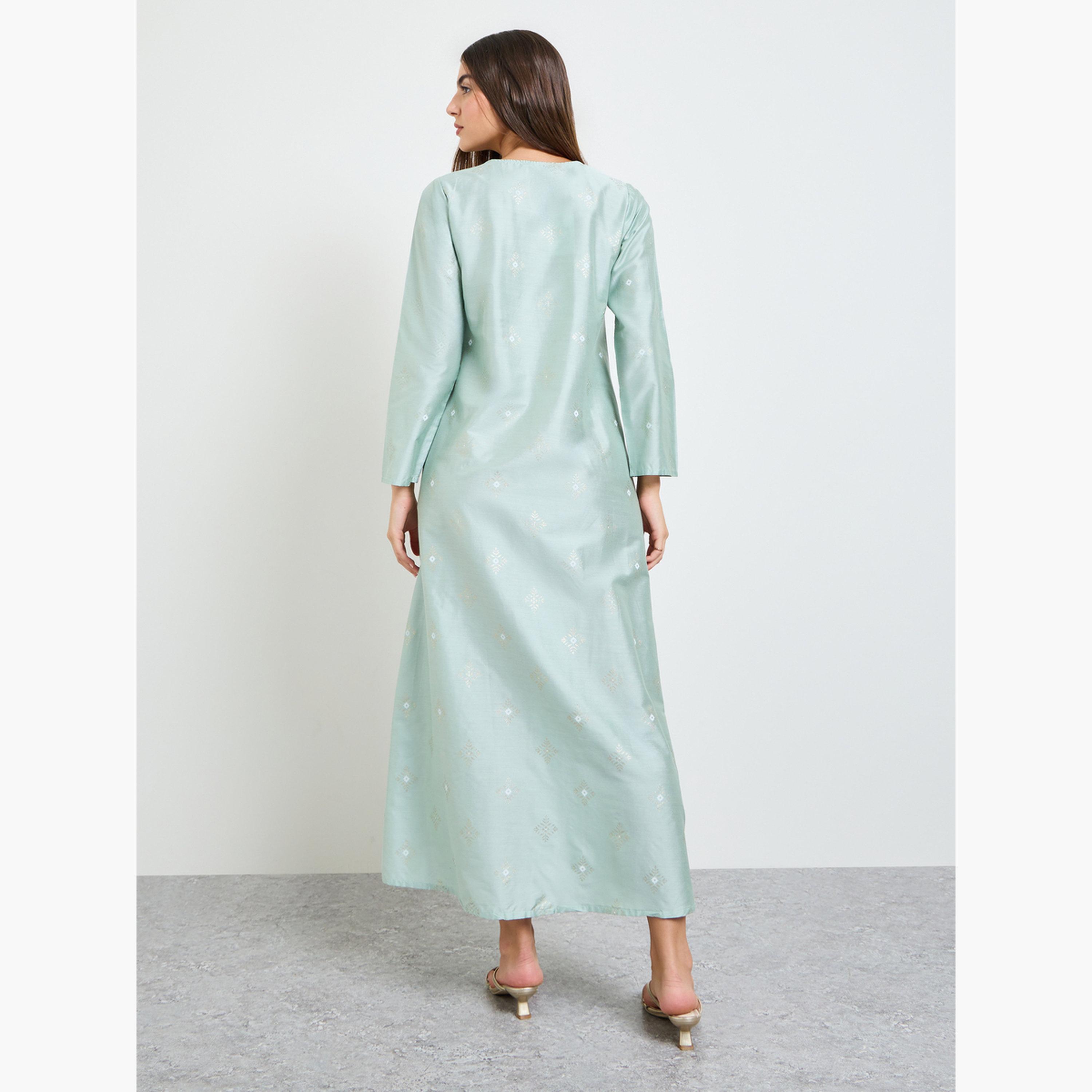 Amirah X Styli Green Embroidered A-Line Jalabiya-women-arabicclothing-jalabiyas-image-4