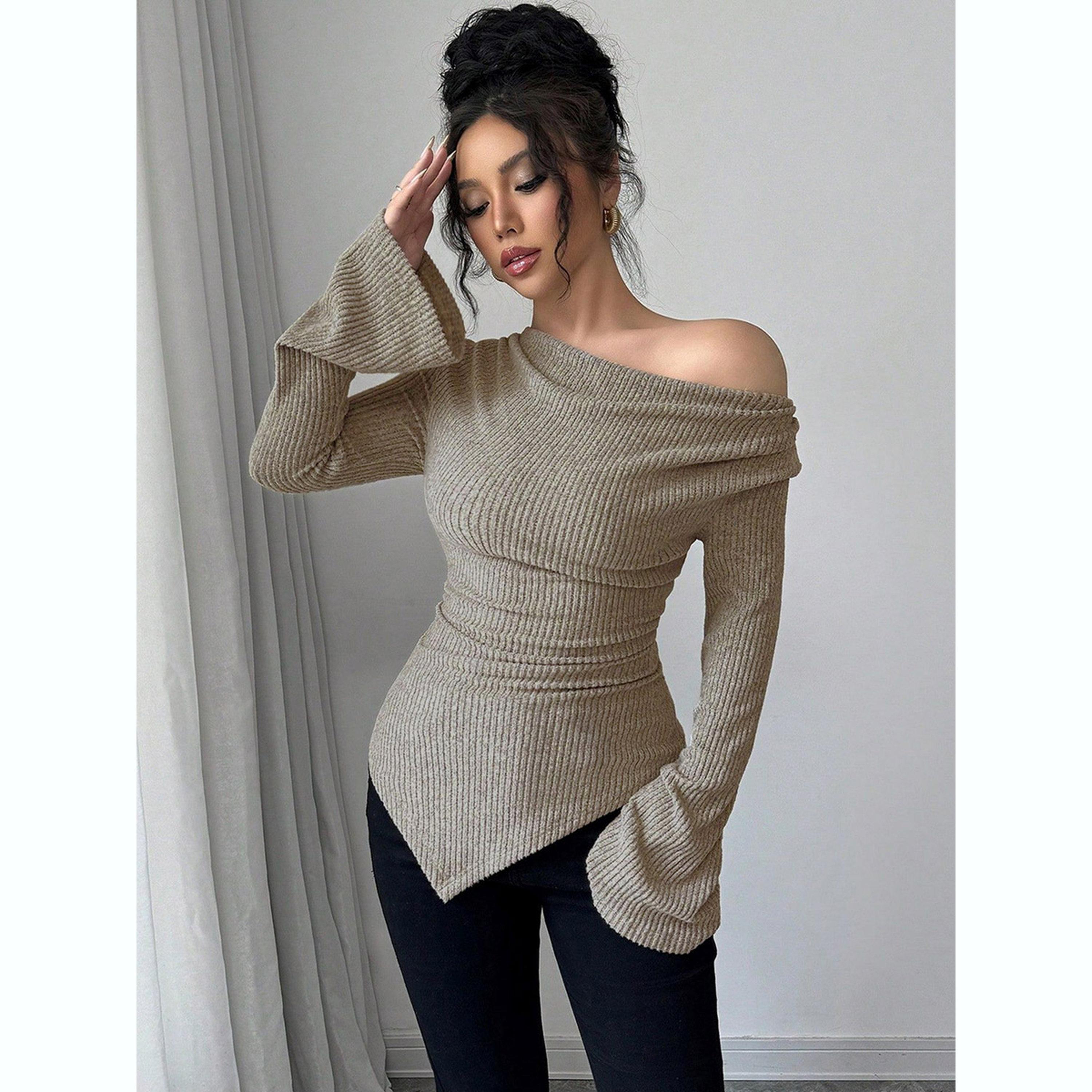 تيك تو - بلوزة نسائية رمادية محبوكة برقبة منخفظة-women-clothing-shirtsandblouses-blouses-image-1