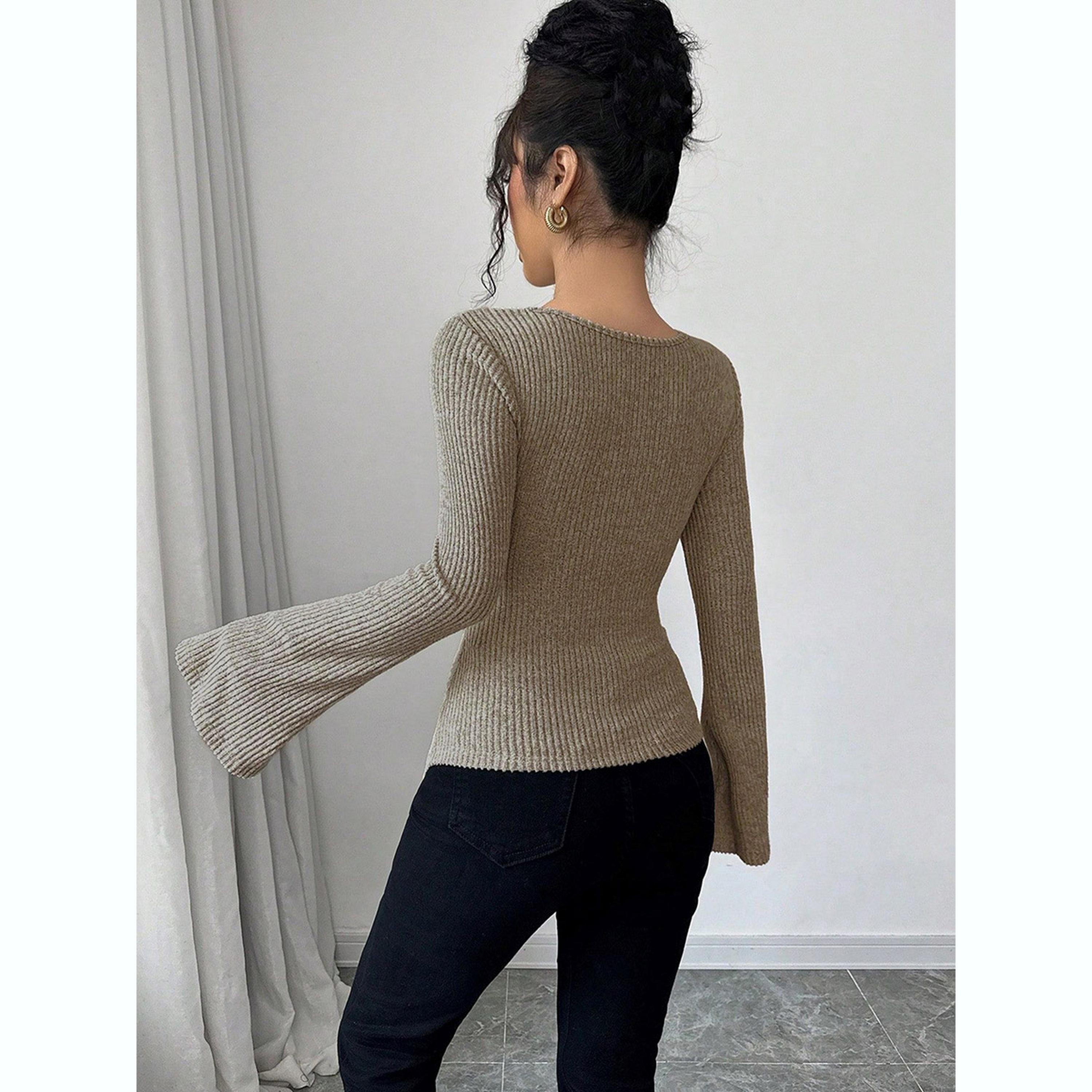 تيك تو - بلوزة نسائية رمادية محبوكة برقبة منخفظة-women-clothing-shirtsandblouses-blouses-image-3