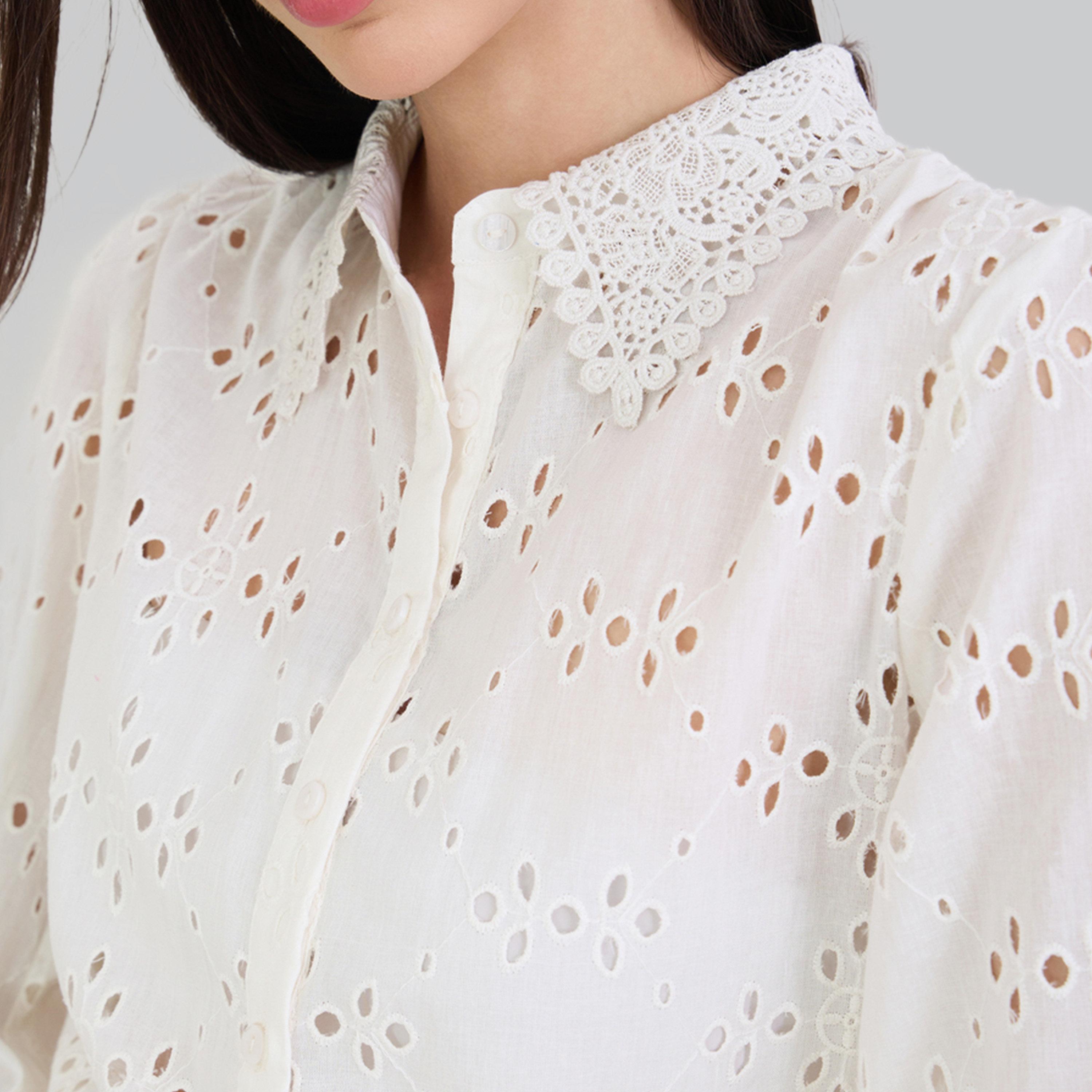 بلوزة مطرزة بنقشة زهور بياقة دانتيل-women-clothing-shirtsandblouses-shirts-image-5