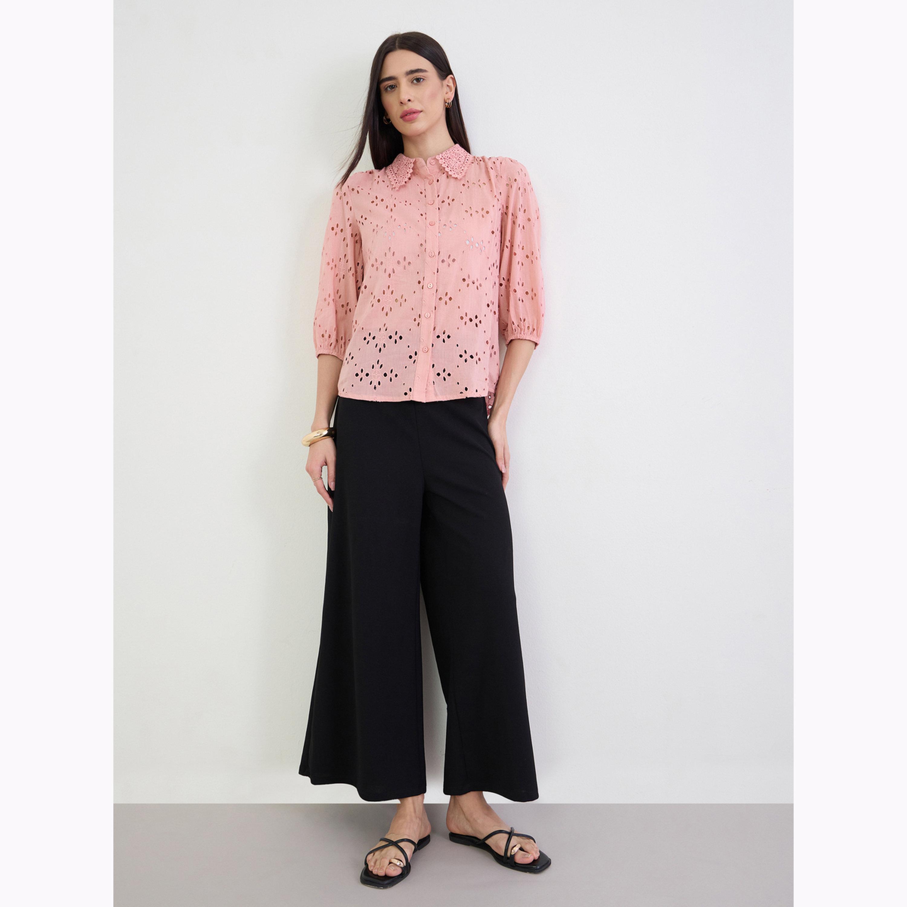 بلوزة مطرزة بنقشة زهور بياقة دانتيل-women-clothing-shirtsandblouses-shirts-image-2