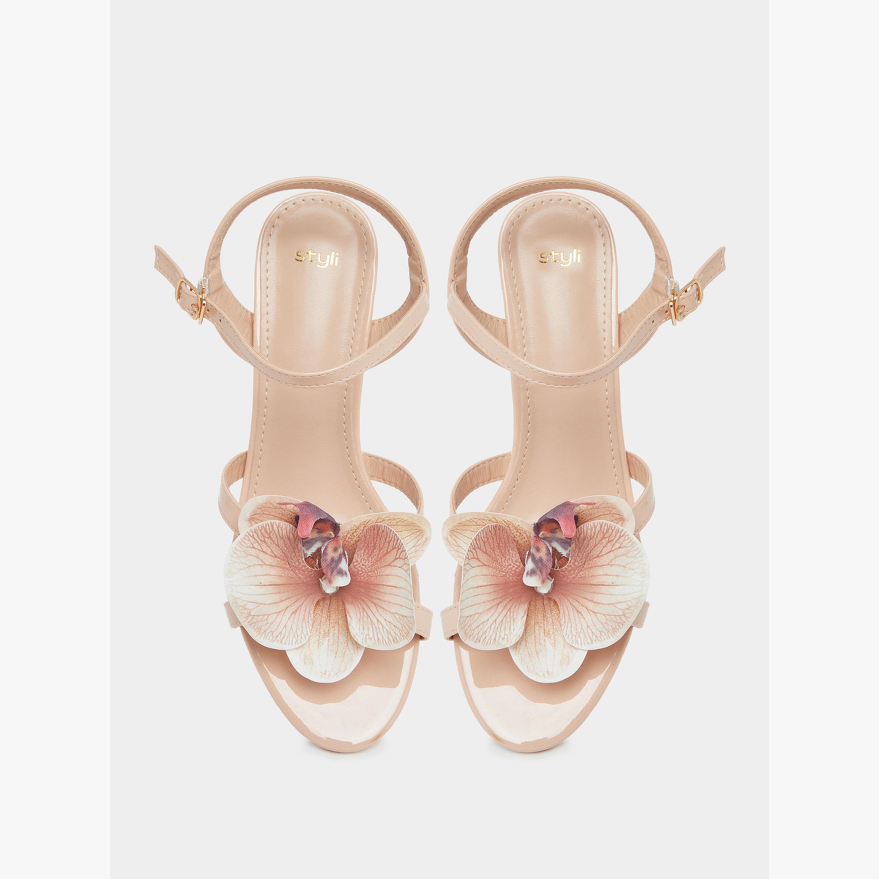 Styli Beige Kitten Heel Sandals with Flower Detail-women-shoes-sandals-heeled-image-5