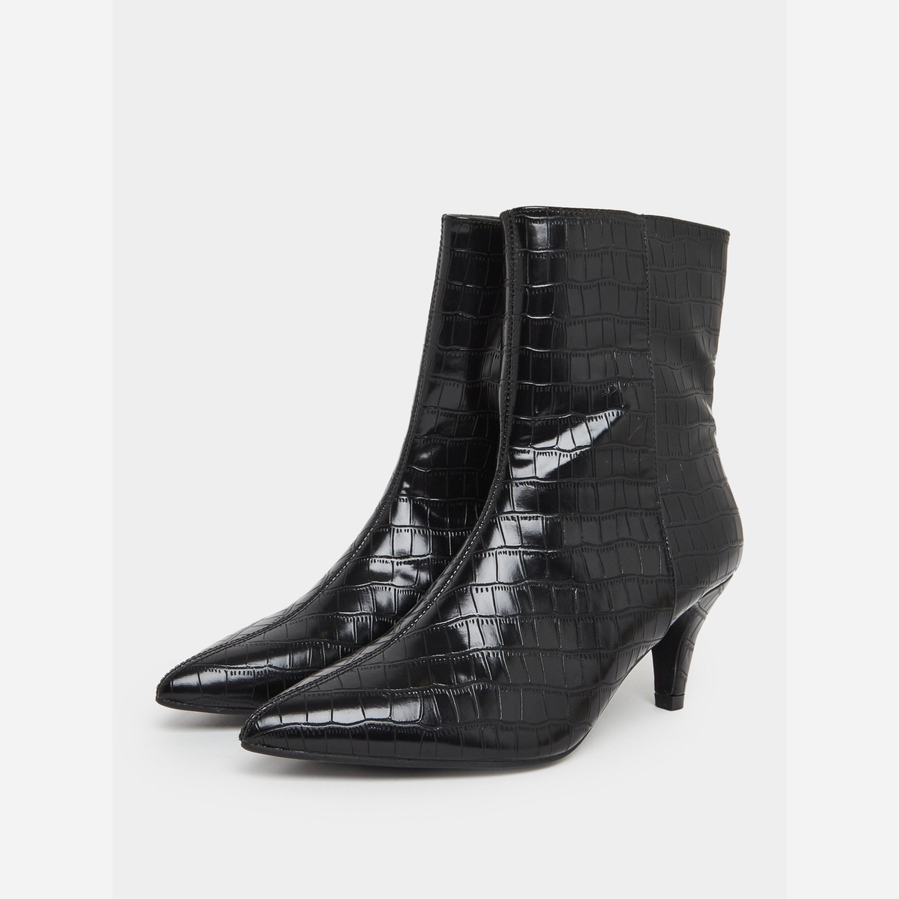 Styli Women Black Croc-Embossed Ankle Boots-women-shoes-boots-image-1