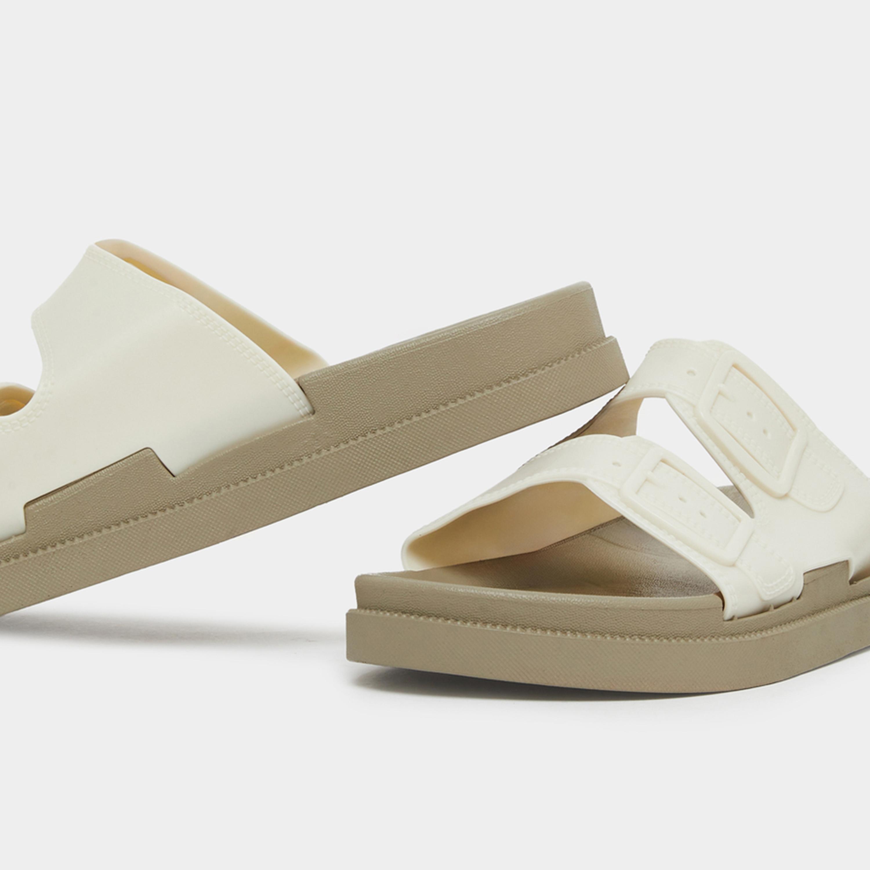 ستايلي - شبشب نسائي بيج بمشبك-women-shoes-flats-slides-image-4