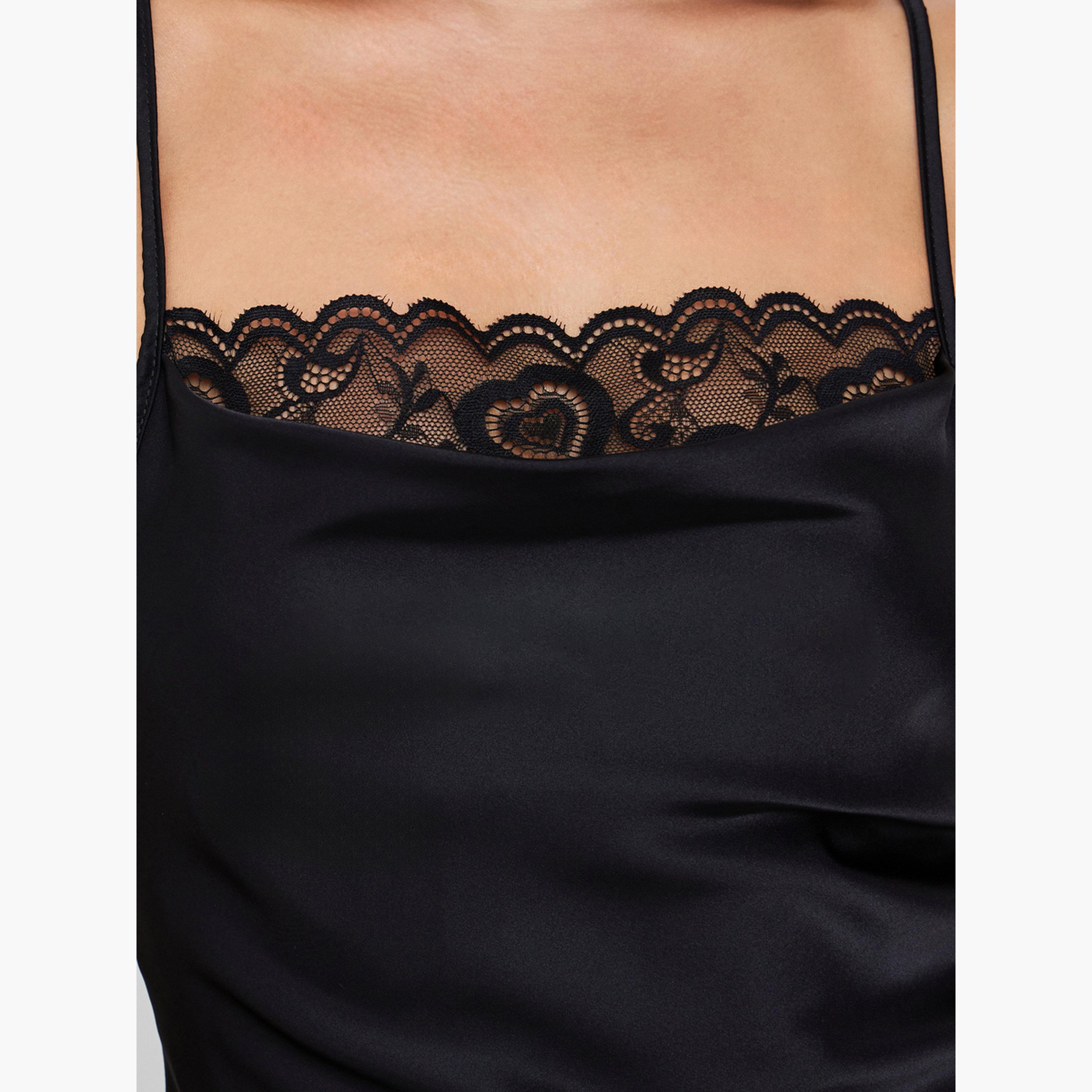 ستايلي - فستان ساتان رقبة واسعة وتفاصيل دانتيل وفتحة جانبية وسروال داخلي-women-clothing-lingerie-babydollsandbodysuits-image-5