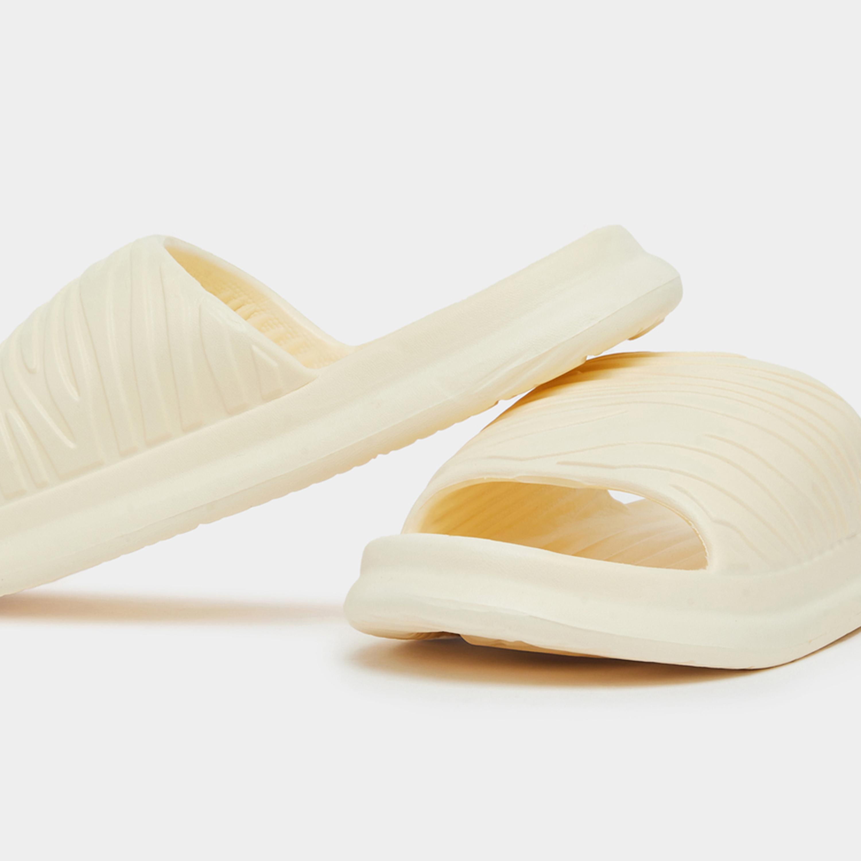 ستايلي - شبشب نسائي أصفر منقوش-women-shoes-flats-slides-image-4