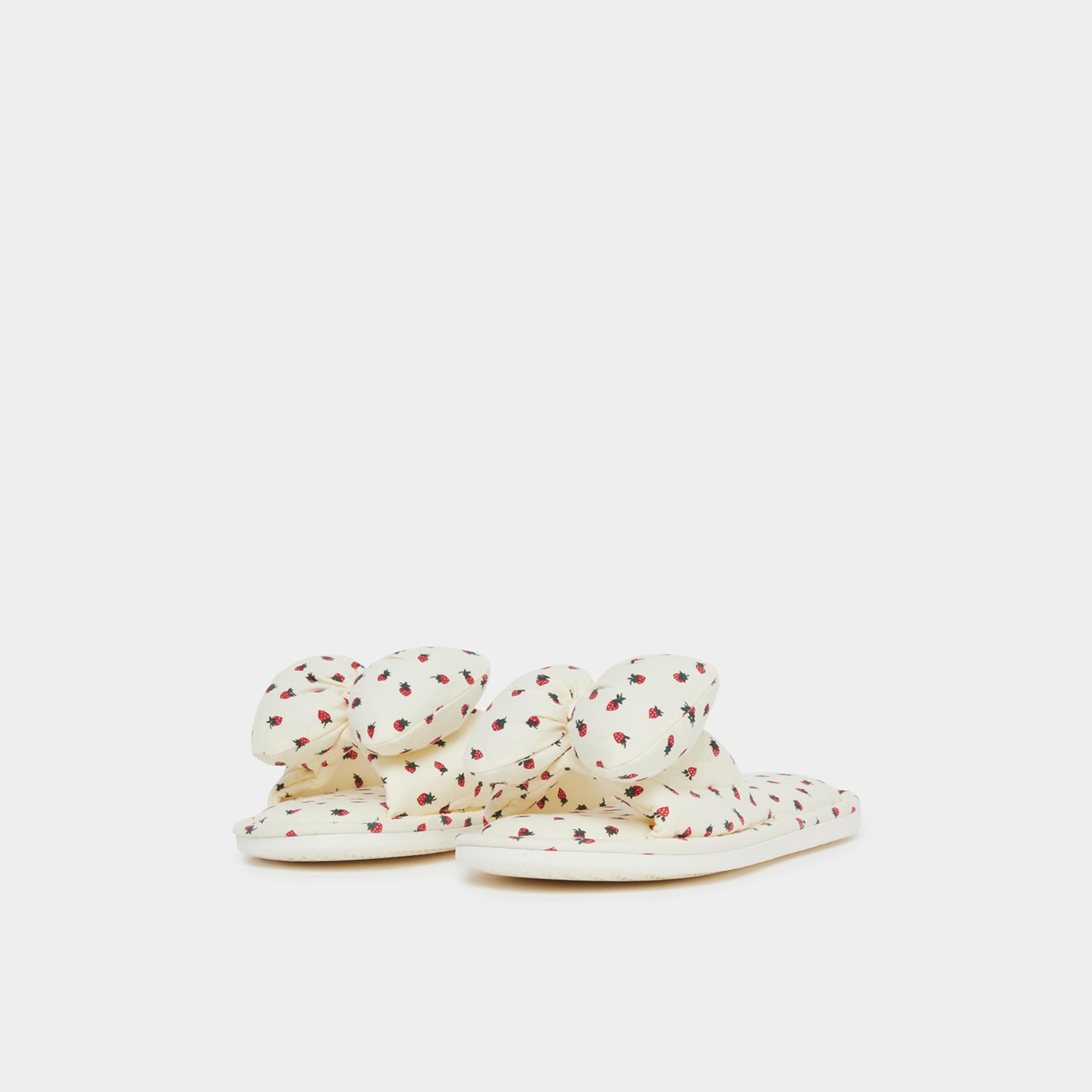ستايلي - شبشب غرفة نوم نسائي بطبعة الفراولة مع فيونكة-women-shoes-bedroomslippers-image-1