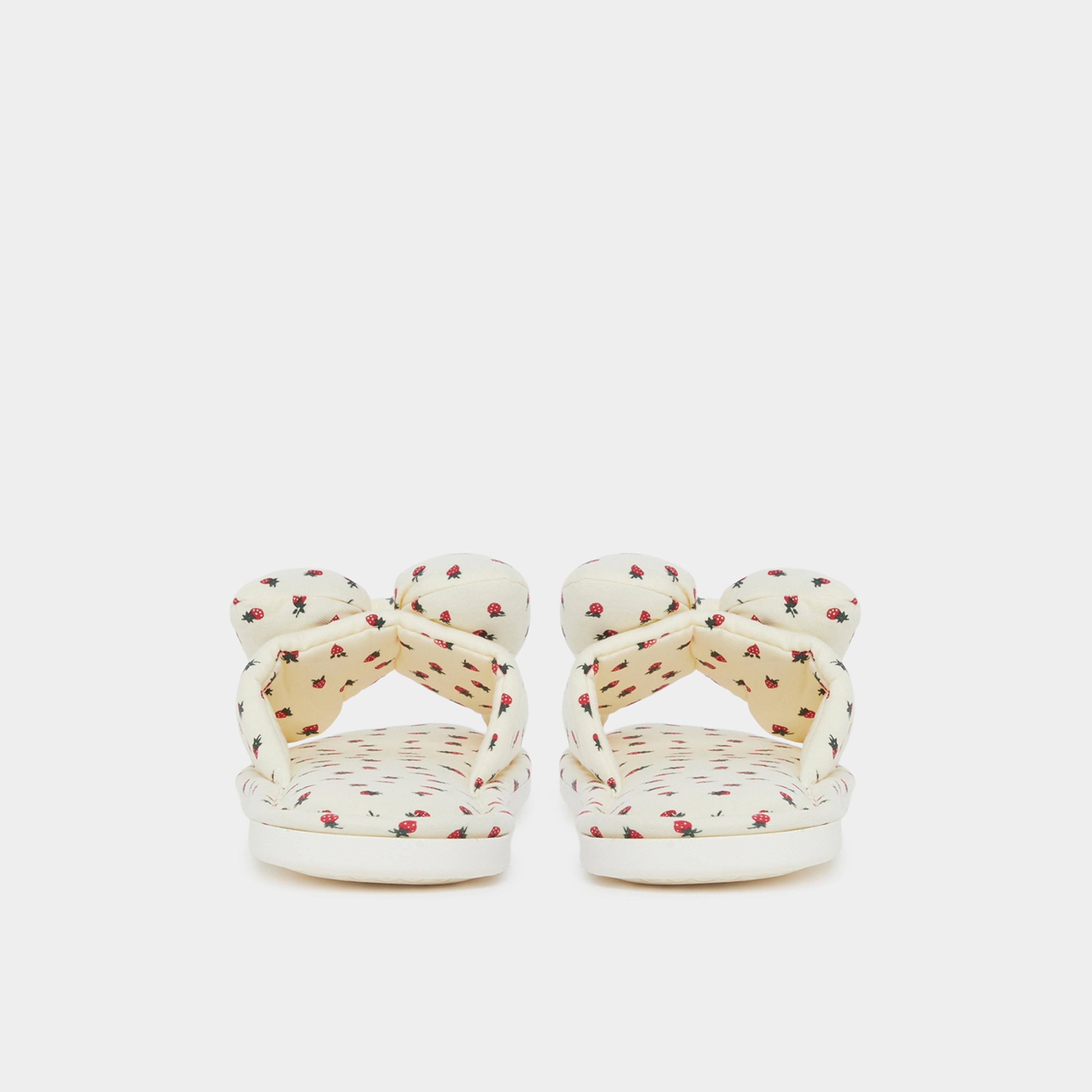 ستايلي - شبشب غرفة نوم نسائي بطبعة الفراولة مع فيونكة-women-shoes-bedroomslippers-image-6