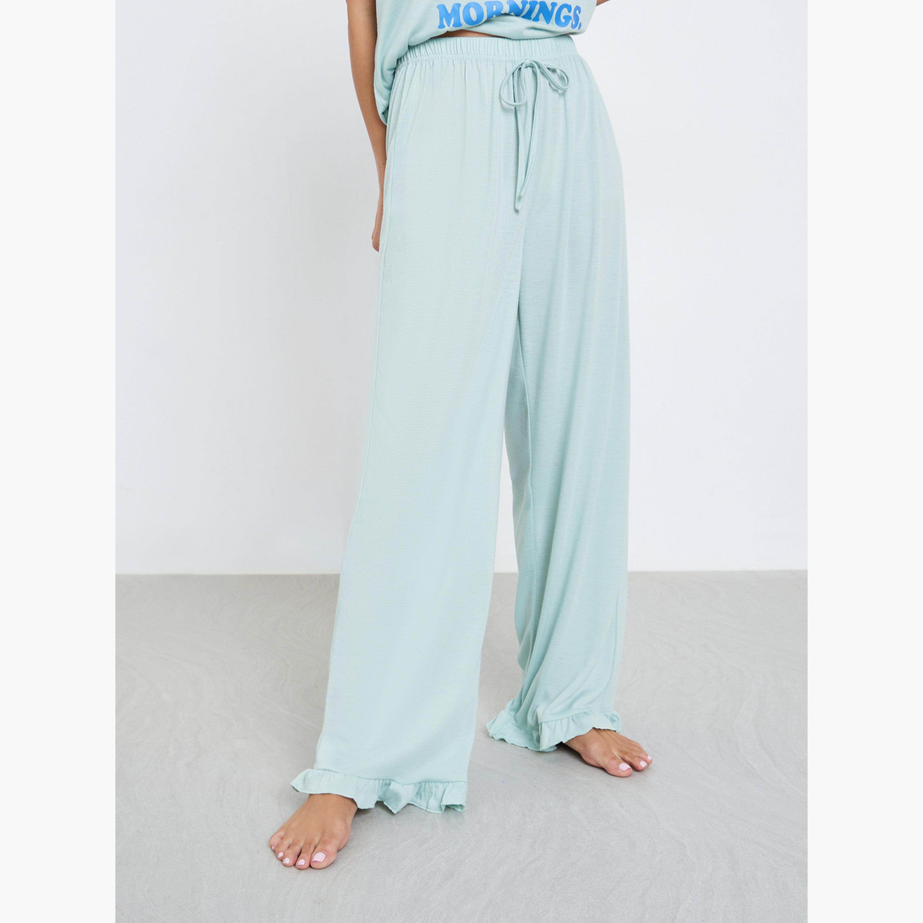 Styli Match Graphic Drop Shoulder T-Shirt and Ruffle Pyjama Set-women-clothing-nightwear-pyjamas-longsets-image-4