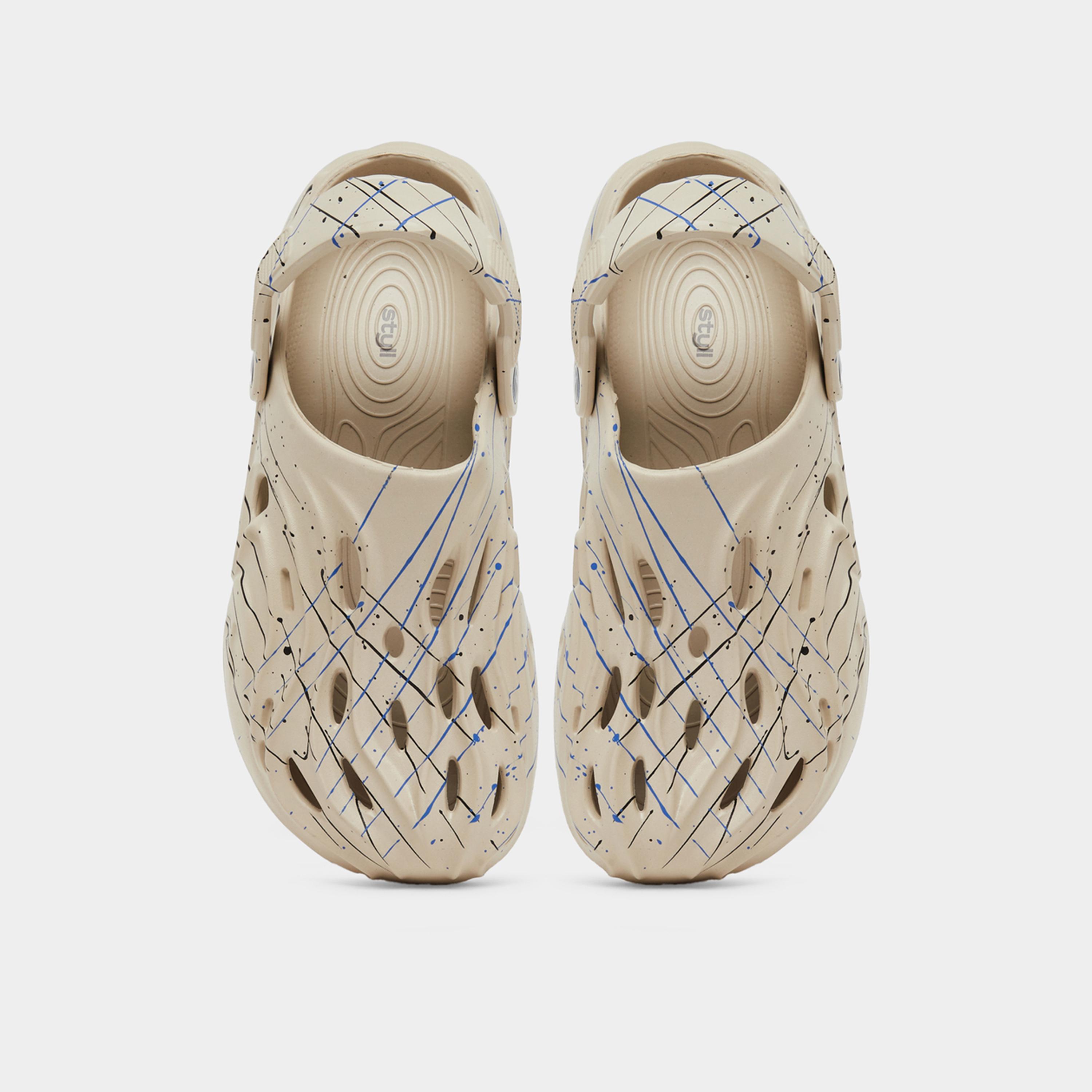 Styli Printed Sculpted Slip-On Clogs-men-shoes-flipflopsandslides-image-4