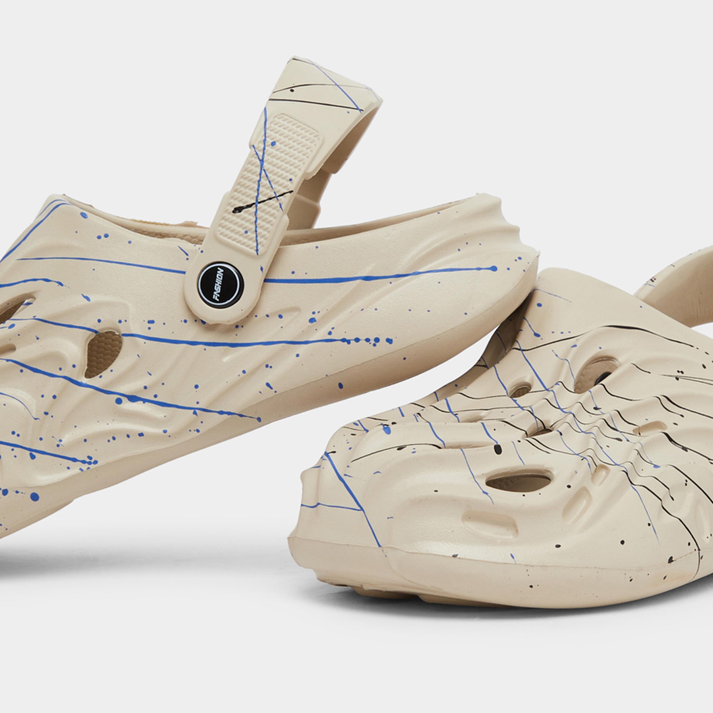 ستايلي - شبشب سهل الارتداء بطبعة ونقش محدد-men-shoes-flipflopsandslides-image-5